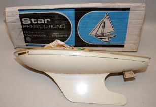 Vintage Star Model Pond Yacht MK4 (guaranteed to sail)! In original box.