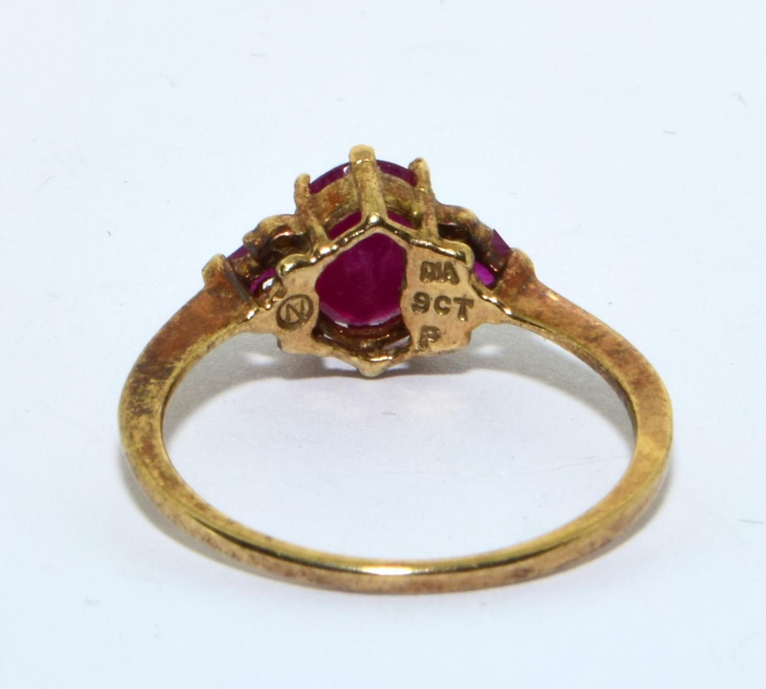 9ct gold Diamond and Ruby vintage ring size P - Image 3 of 5