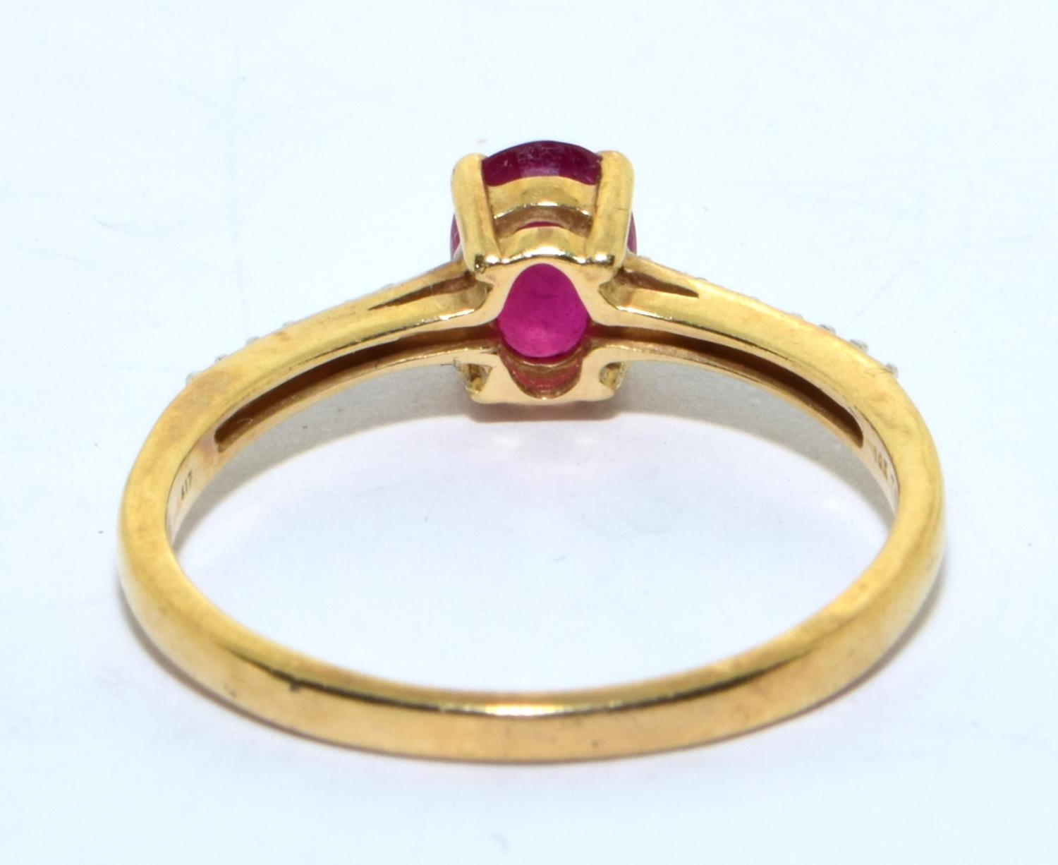 Ruby with Diamond shoulder 9ct gold ring size S - Image 3 of 5