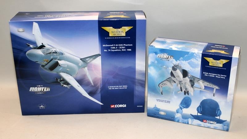 Aviation Archive 1:72 scale Die-Cast Model Aircraft: British Aerospace Sea Harrier FRS.1 XZ450-