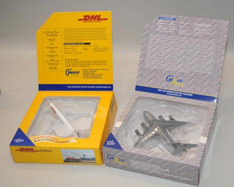 Gemini Jets 1:400 scale die-cast model aircraft. 3 models in lot, all boxed c/w 2 boxed airport - Image 3 of 4