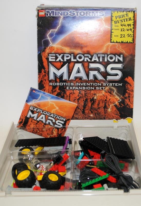 Lego Mindstorms Ultimate Builders set ref:3800 c/w Mindstorms Exploration Mars set ref:9736. Neither - Image 4 of 5