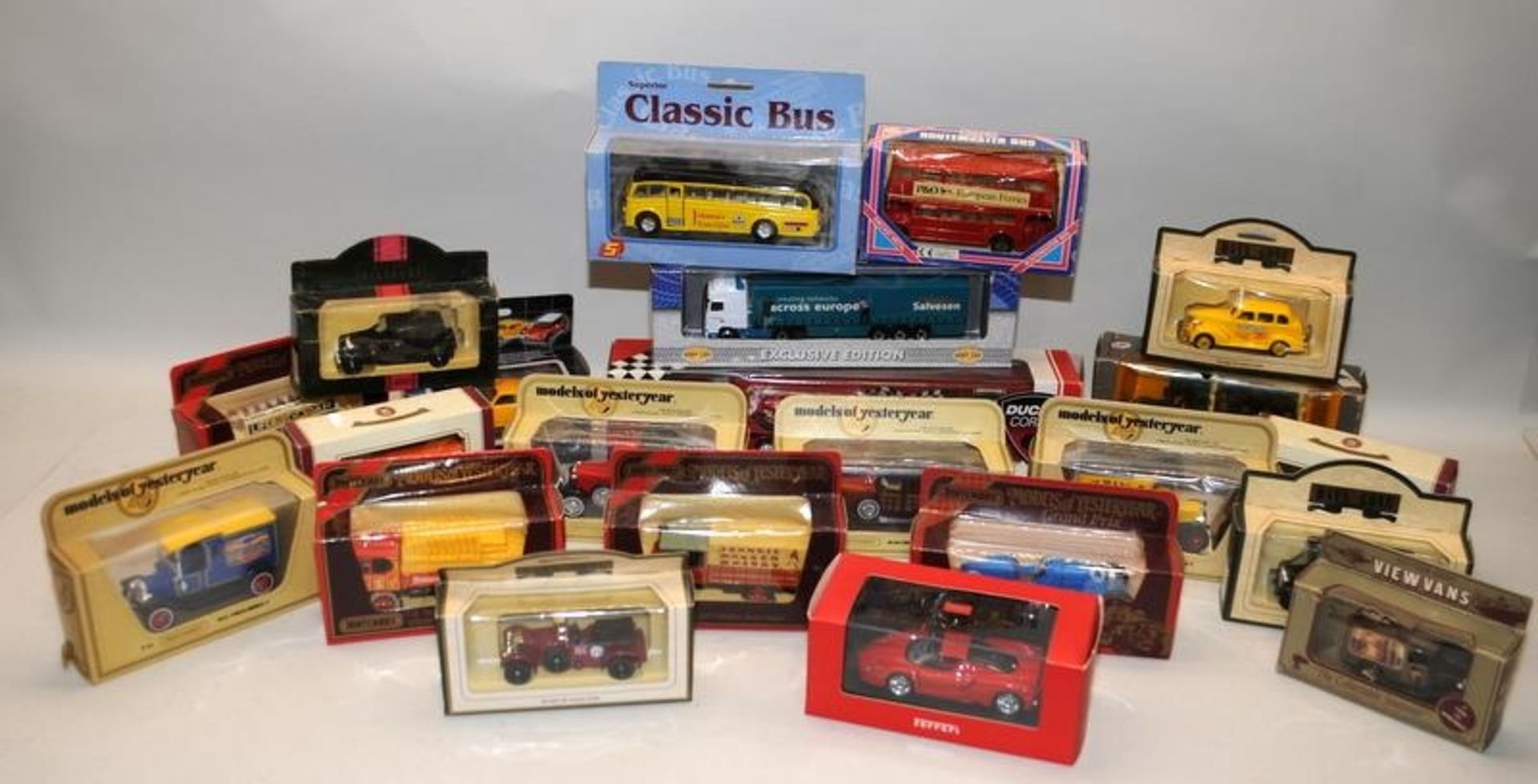 Collection of die-cast model vehicles, Matchbox, Lledo, Oxford etc. 22 in lot, all boxed