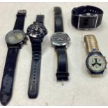 Mixed quantity of Gents watches