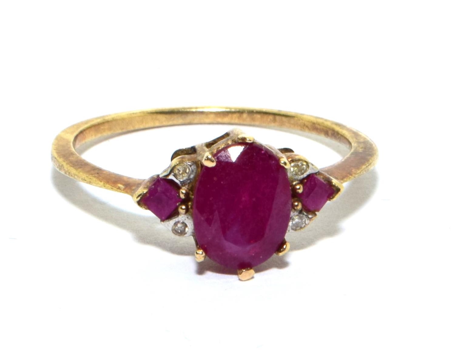 9ct gold Diamond and Ruby vintage ring size P - Image 5 of 5