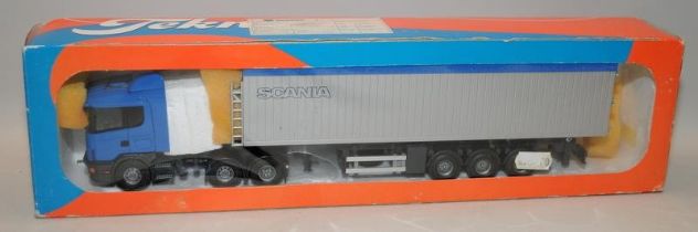 Vintage Tekno Scania truck and trailer ref:1594315 in original box, box has a little storage wear