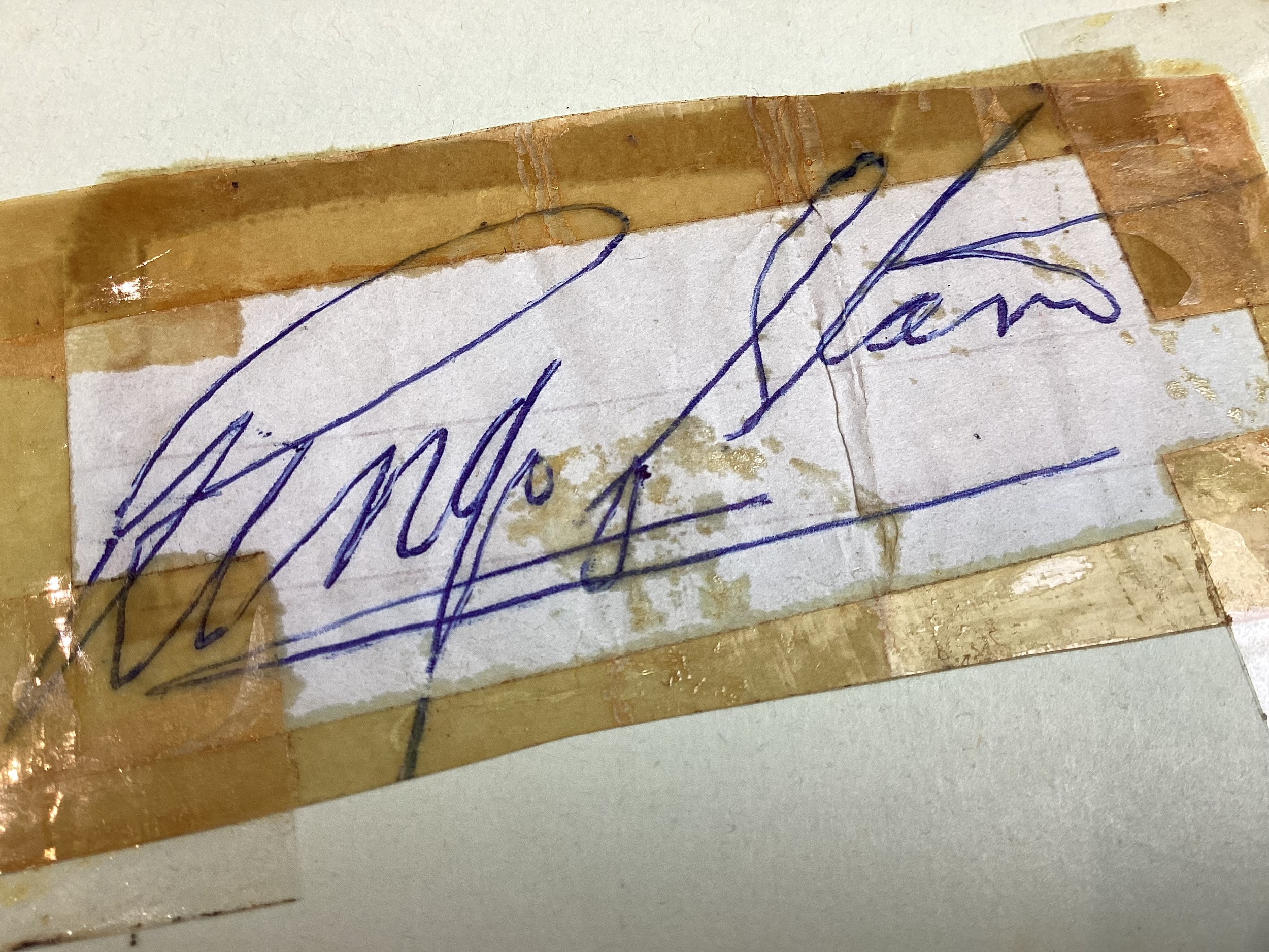 GENUINE 1960’S AUTOGRAPH BOOK CONTAINING VARIOUS POP / ROCK STARS. The book has seen better days - Image 7 of 14