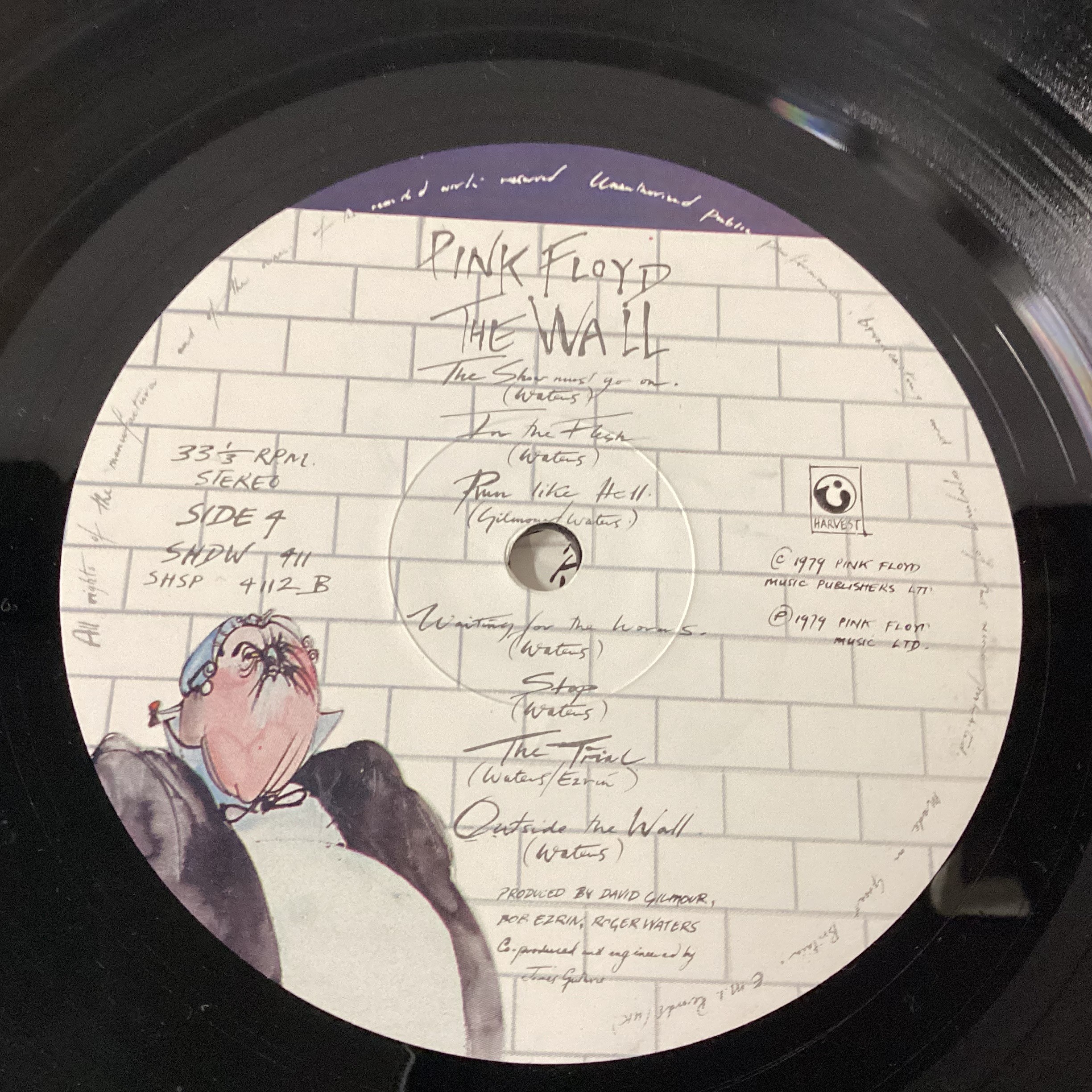 PINK FLOYD VINYL LP RECORDS X 2. Copies here include ‘The Wall’ double album on Harvest SHDW 411 - Image 6 of 9