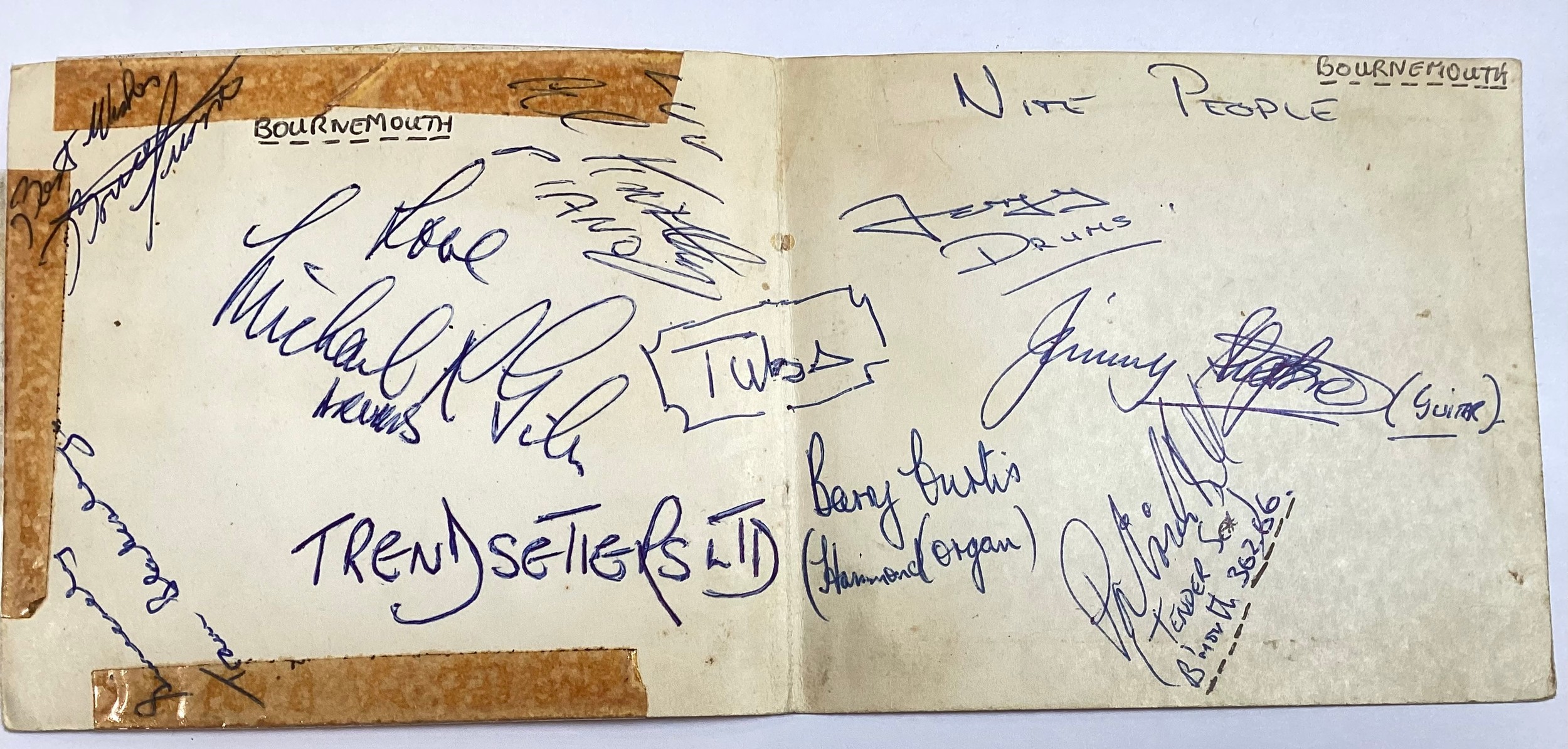 GENUINE 1960’S AUTOGRAPH BOOK CONTAINING VARIOUS POP / ROCK STARS. The book has seen better days - Image 10 of 14