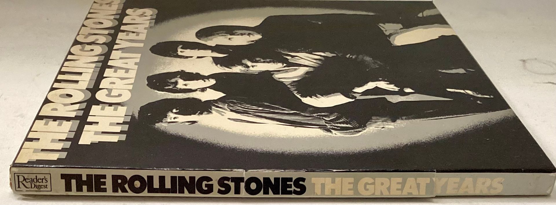 THE ROLLING STONES ‘THE GREAT YEARS” SUPERB 4 LP BOX SET. This is a 4LP BOX SET of The Rolling - Image 2 of 4