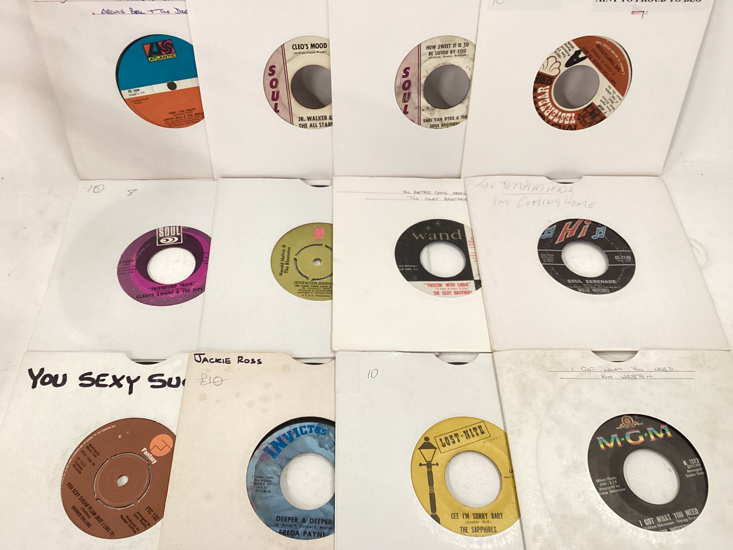 VARIOUS TAMLA MOTOWN AND SOUL RELATED SINGLES. Here we find a collection of various groups and - Image 3 of 3