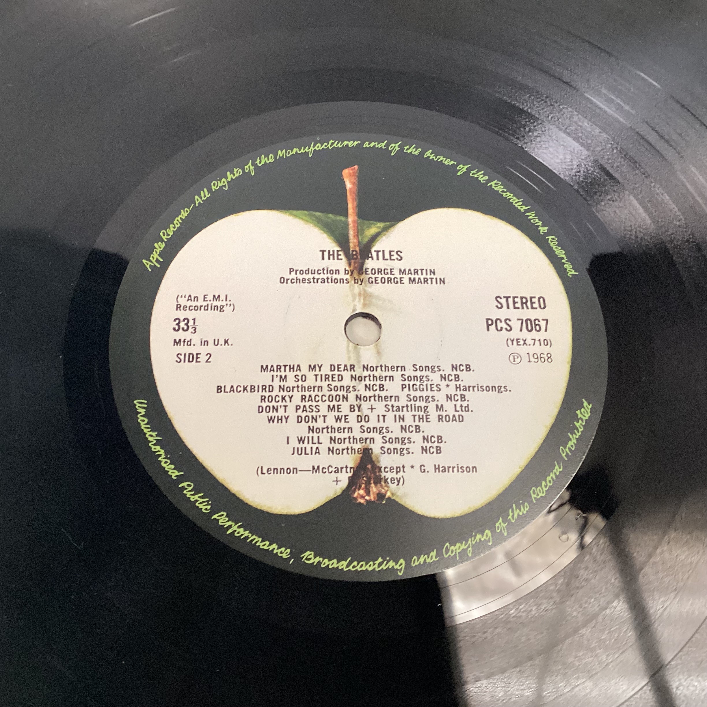 BEATLES UN-NUMBERED WHITE ALBUM. Released originally in 1968 and found here in Ex condition on Apple - Image 5 of 6