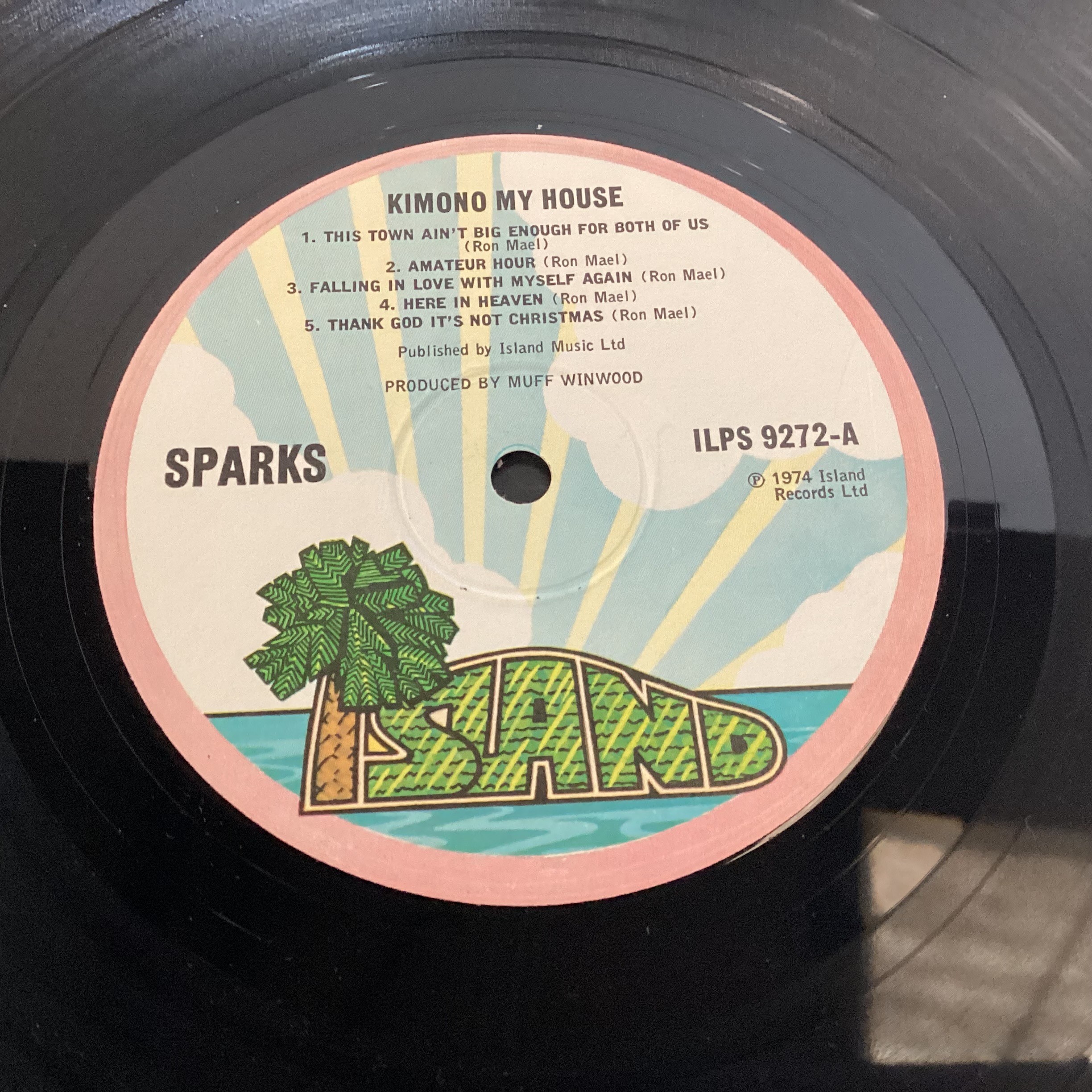 SPARKS 'KIMONO MY HOUSE' 1ST PRESS UK ISLAND PINK RIM VINYL ALBUM. Nice Ex copy found here on Island - Image 4 of 4