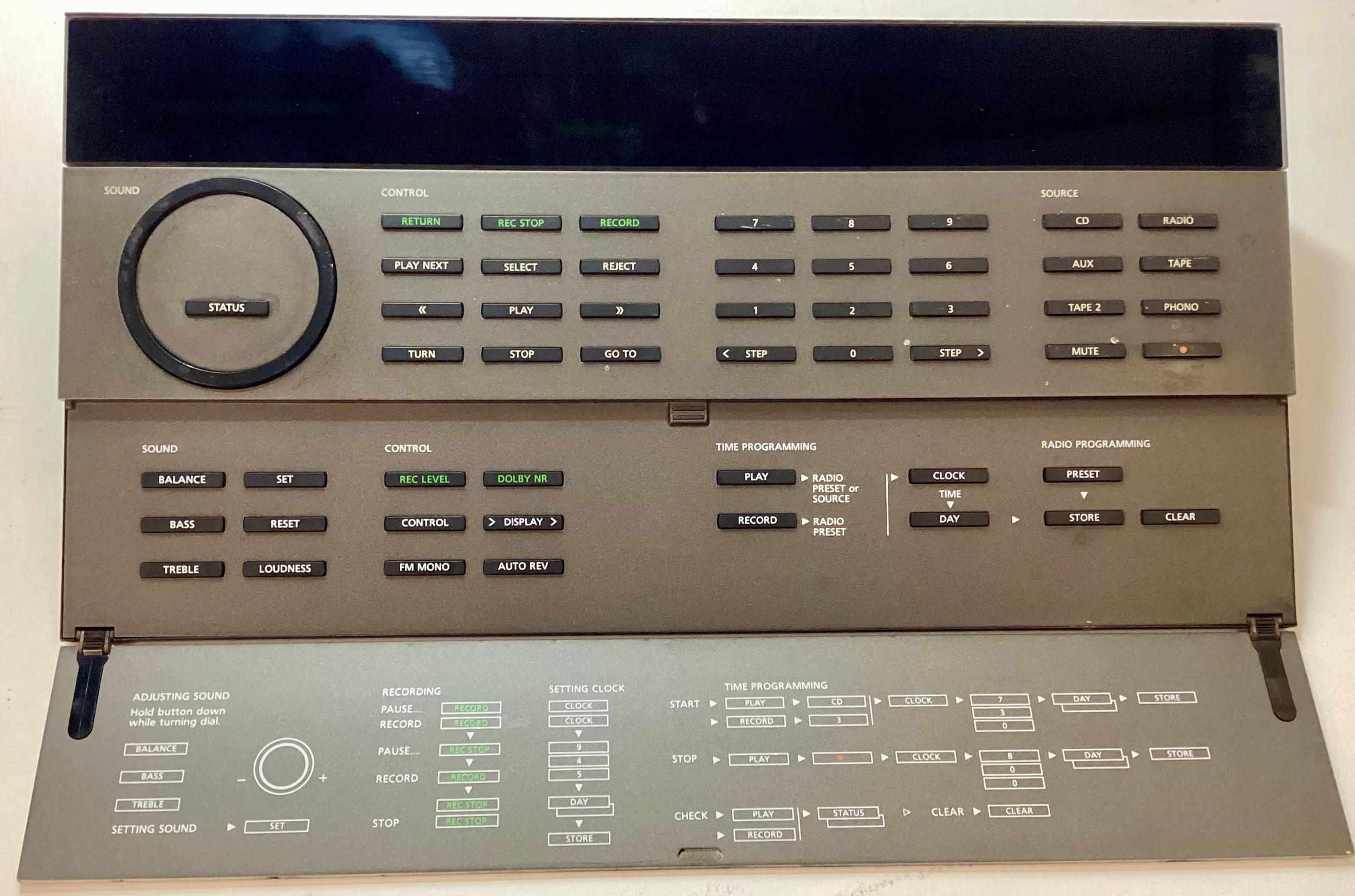 BANG & OLUFSEN MASTER CONTROL PANEL. This is a remote control for B&O equipment. The model number is - Bild 2 aus 4