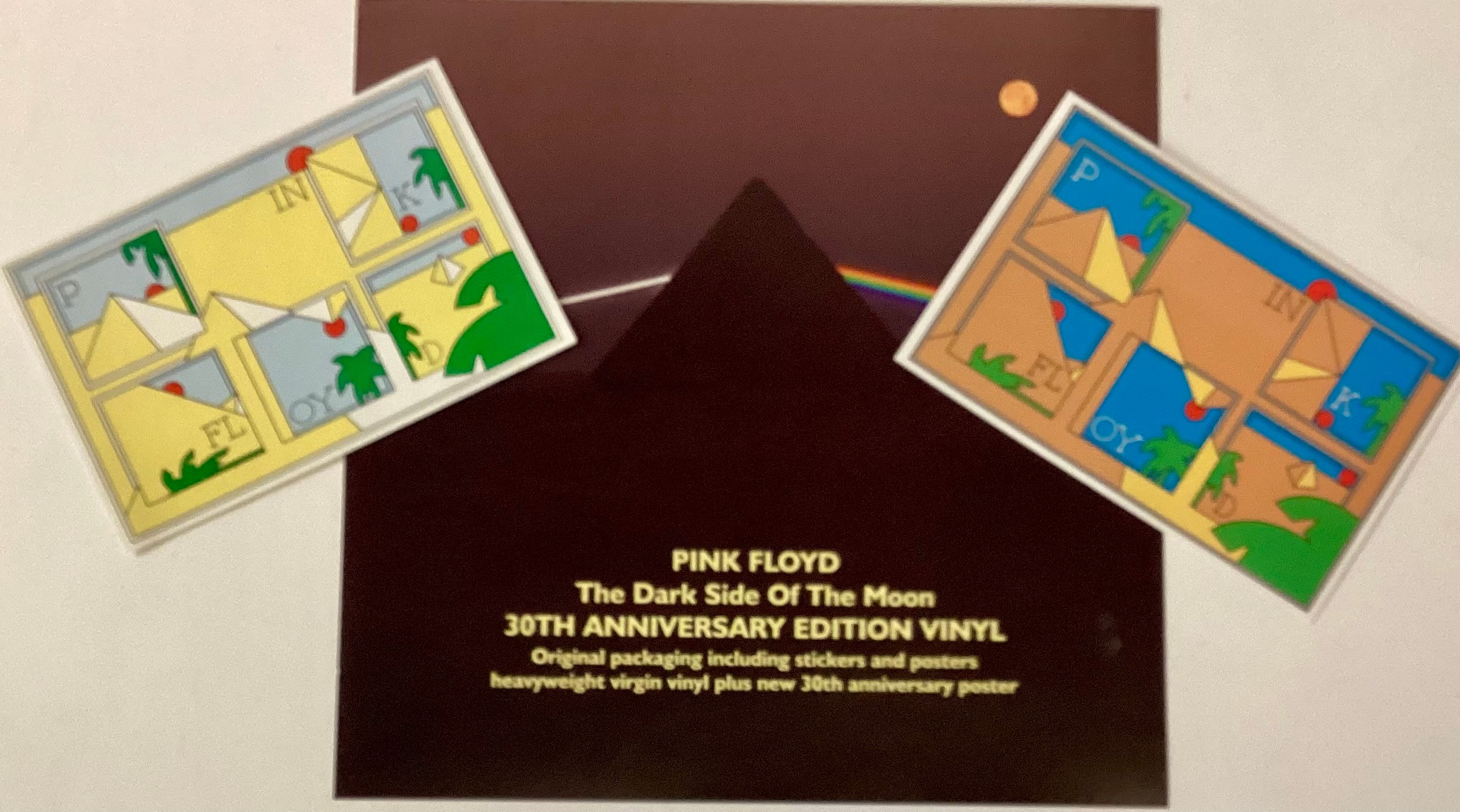 PINK FLOYD 30th ANNIVERSARY EDITION VINYL ALBUM ‘THE DARK SIDE OF THE ROOM’. Great mint condition - Image 4 of 6