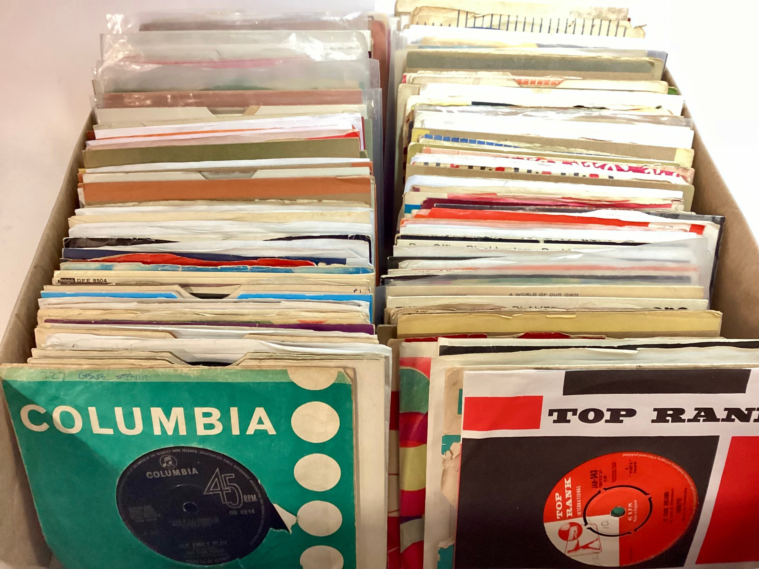 BOX OF VARIOUS 45RPM 7” SINGLES. Mainly this collection consists of 1960’s Hits and E.P’s. Found