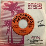 THE VERSATILES 7" REGGAE SINGLE 'PUSH IT IN'.