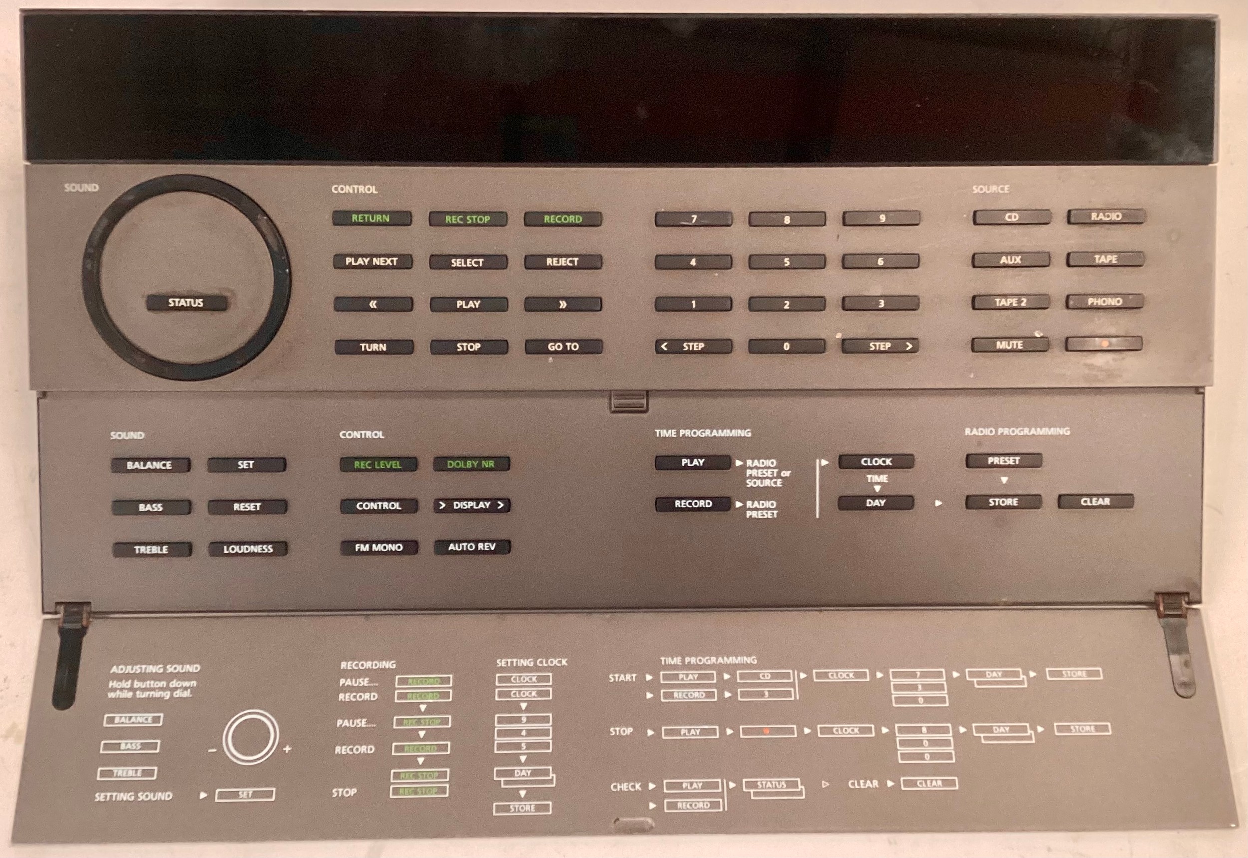 BANG & OLUFSEN MASTER CONTROL PANEL. This is a remote control for B&O equipment. The model number is - Bild 4 aus 4