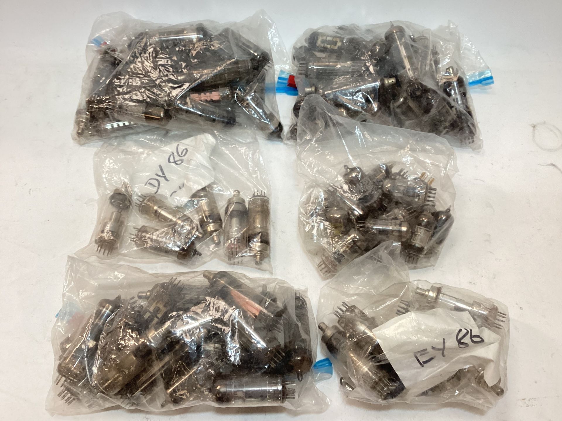 LARGE BOX OF VARIOUS VALVES. A very mixed selection of used valves found here in various conditions. - Image 2 of 3