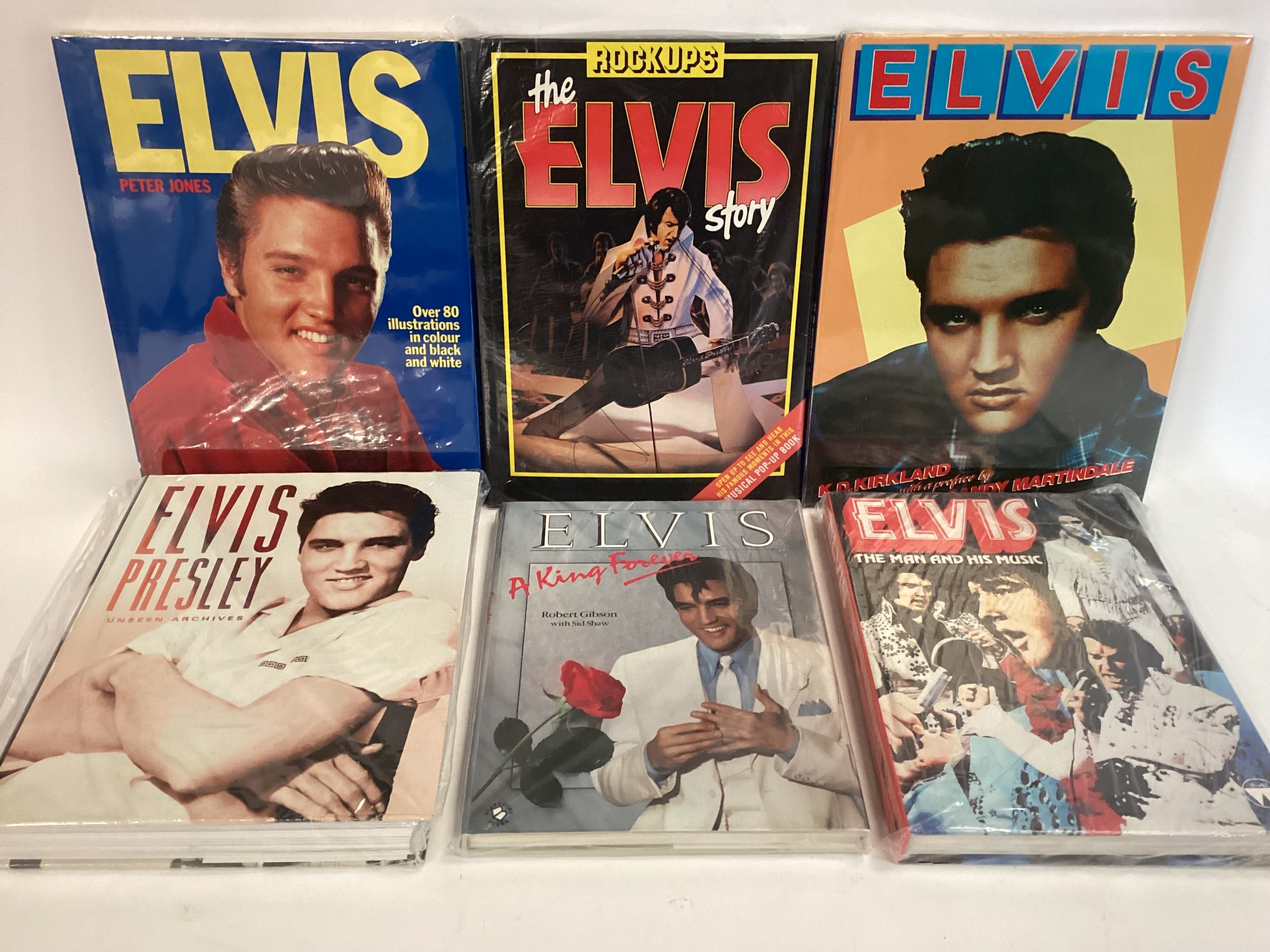 ELVIS PRESLEY COLLECTION OF VARIOUS SOFT AND HARDBACK BOOKS. From a big Elvis Presley fan we have - Image 2 of 6