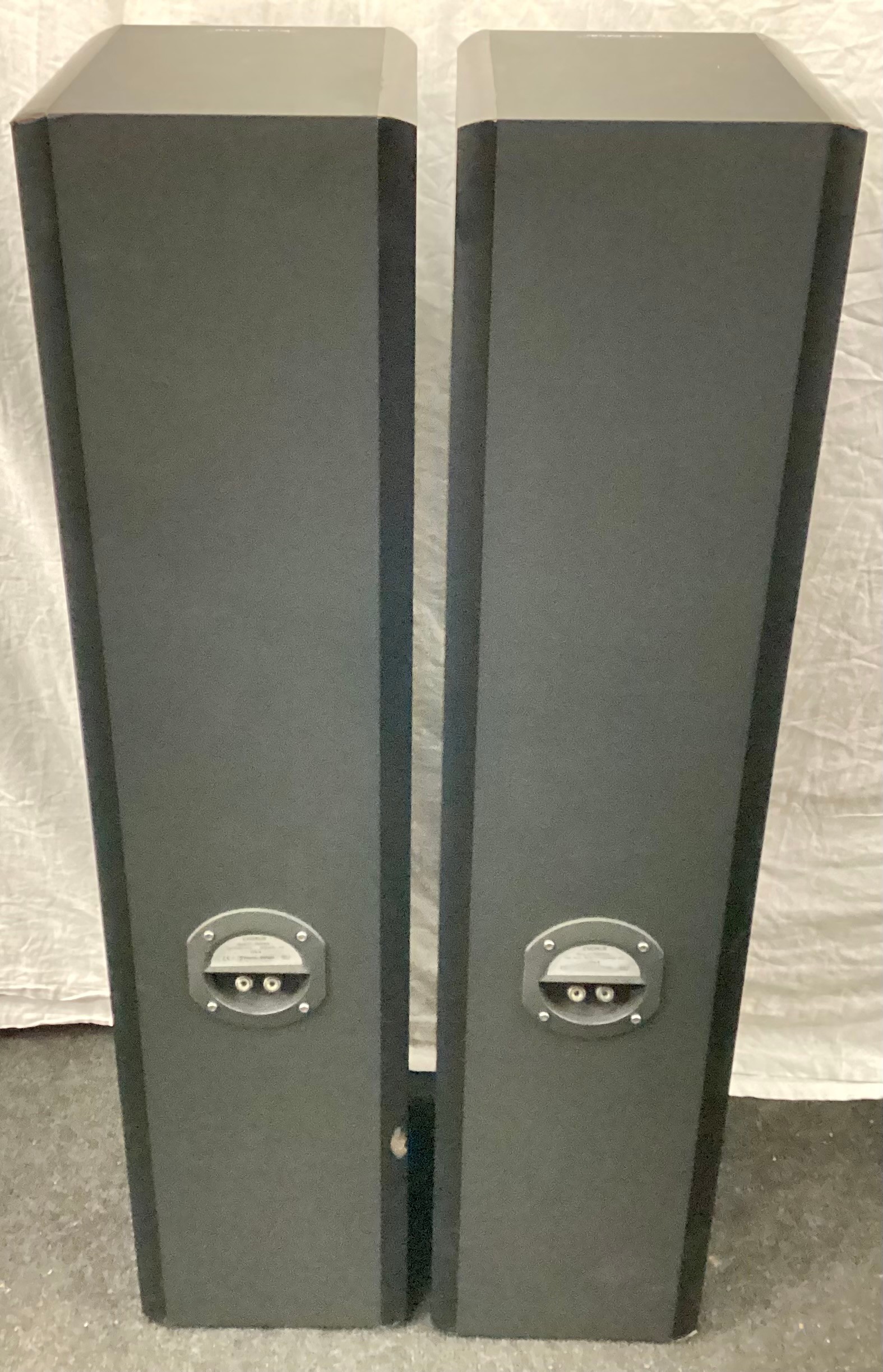 FOCAL FOCUS JM LAB 714S SPEAKERS. Nice pair of floor standing speakers with a handling of 90 watts - Image 2 of 4