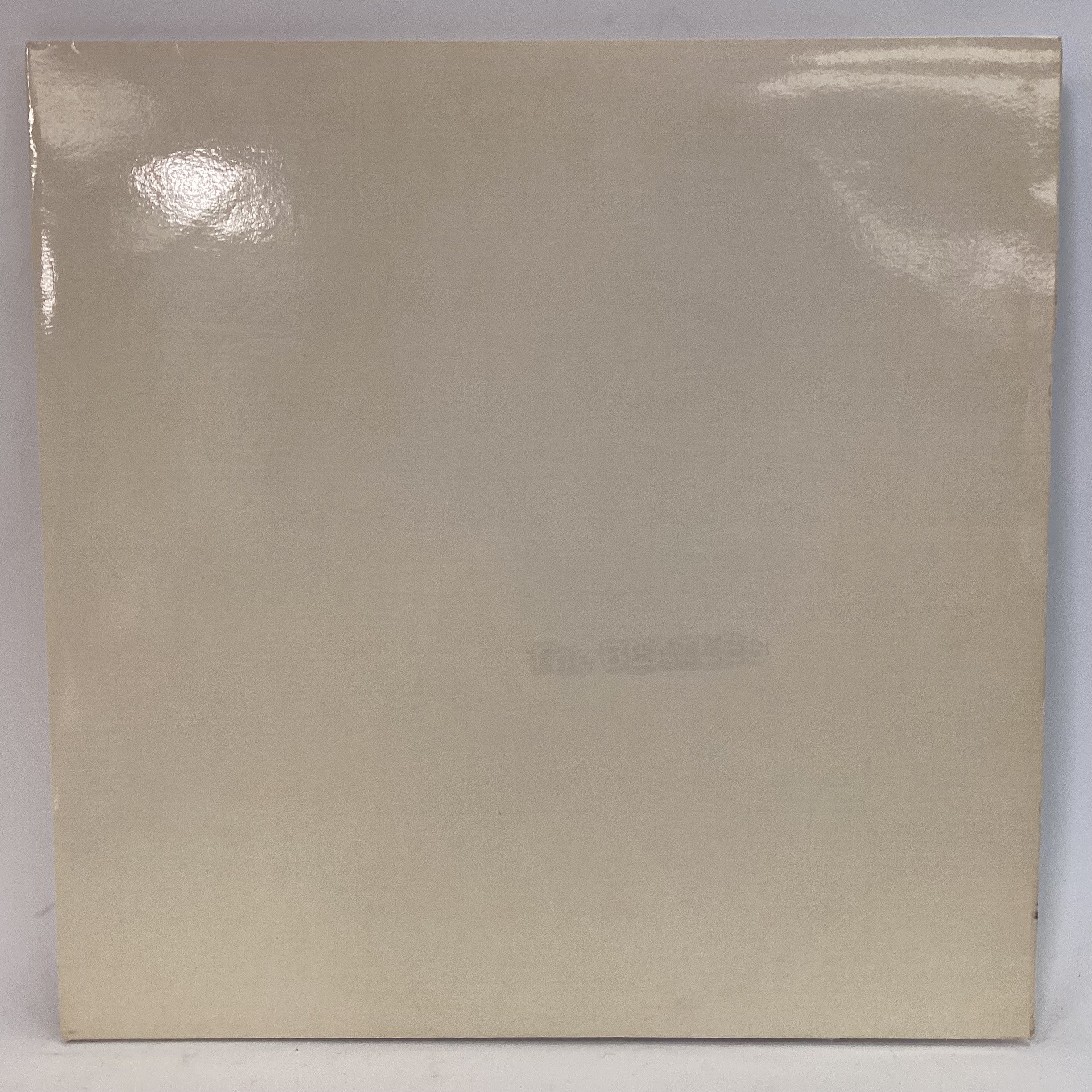 BEATLES UN-NUMBERED WHITE ALBUM. Released originally in 1968 and found here in Ex condition on Apple