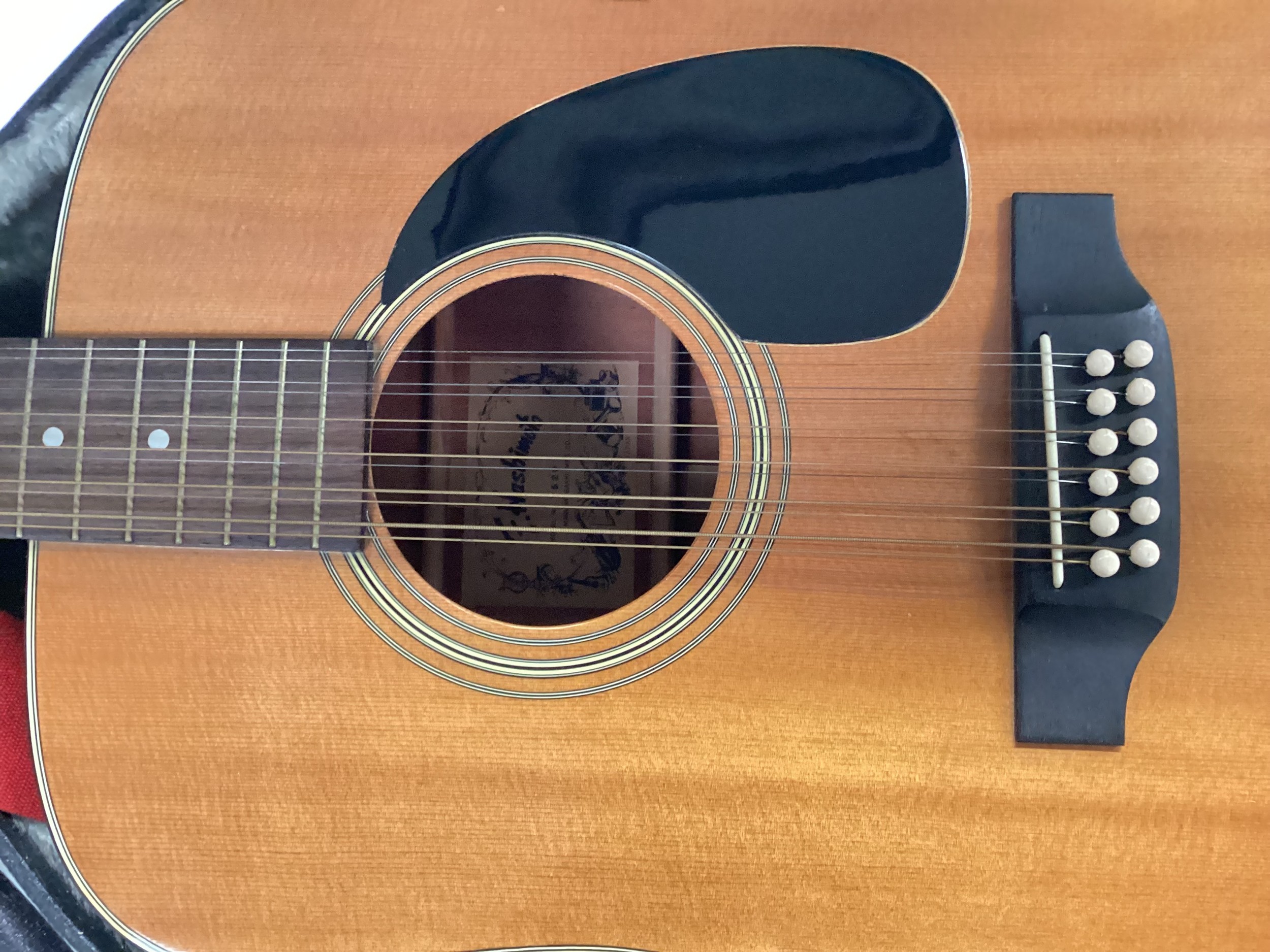 F HASHIMOTO DREADNOUGHT GUITAR. This is a right handed 12 string guitar with model No. T.520 made in - Image 8 of 9