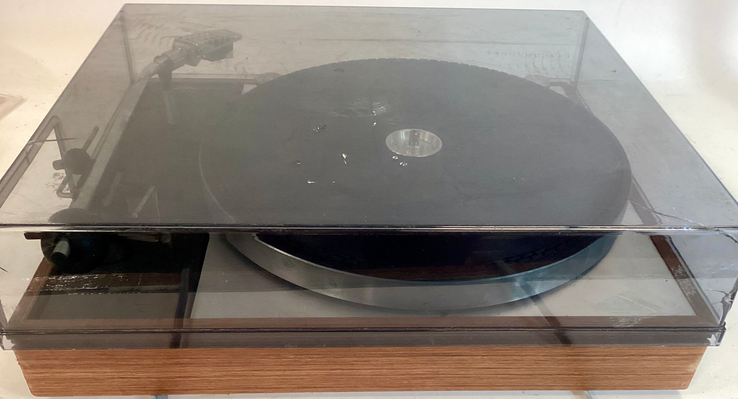THORENS 2 SPEED TURNTABLE. This is model No. TD 150 MK2 belt drive turntable complete with a Shure - Image 2 of 7