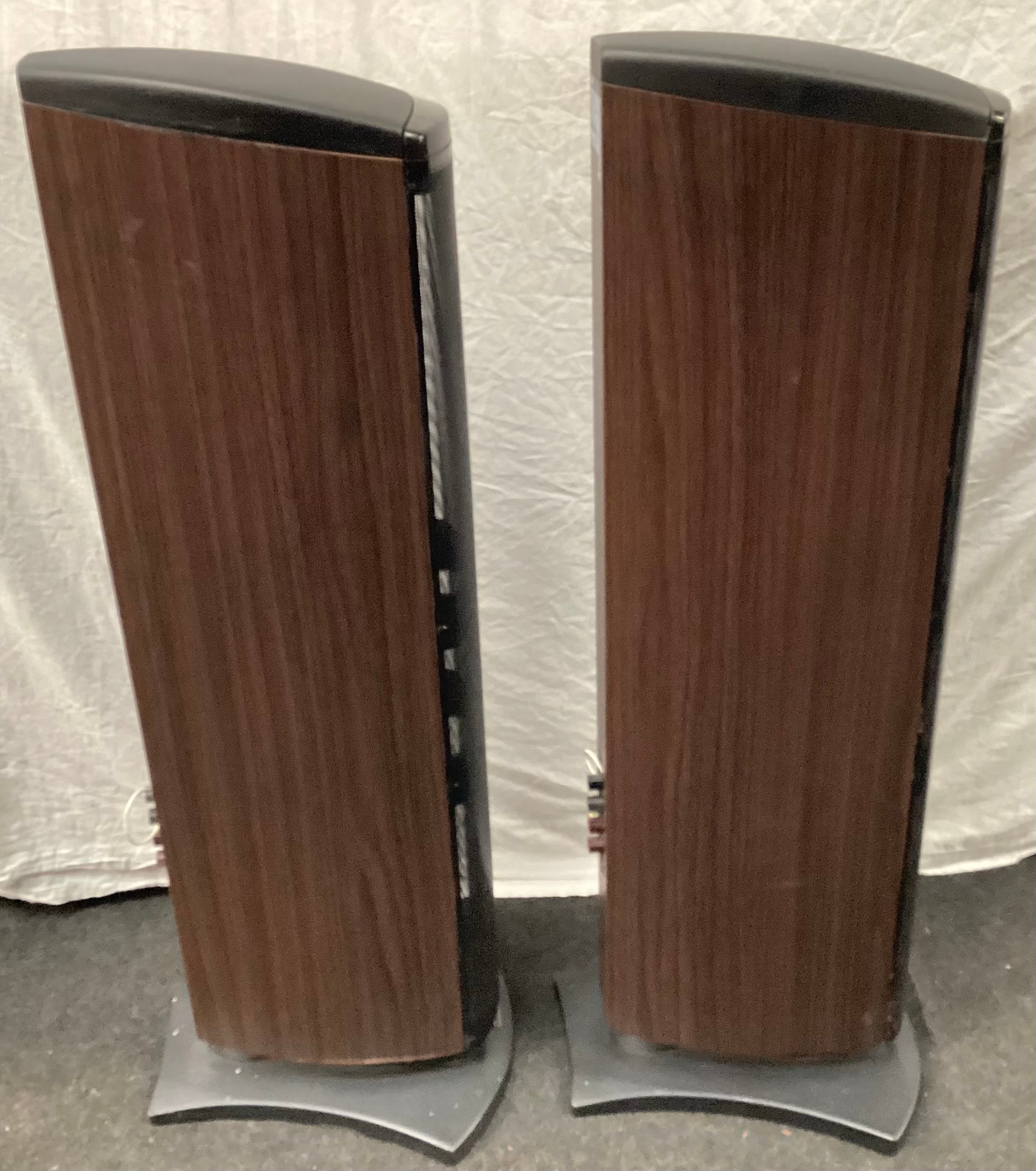 PAIR OF MISSION E34 SPEAKERS. Nice set of stylish speakers with power handling of 50 / 100 watts - Bild 3 aus 4