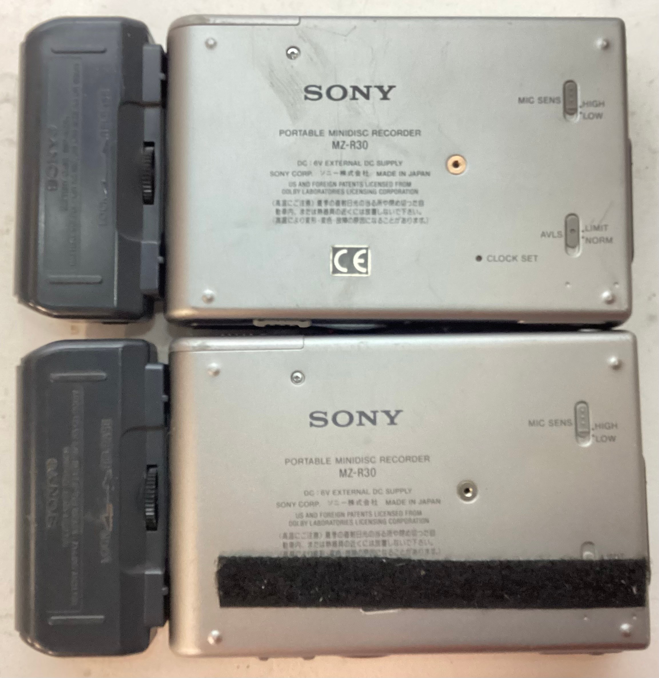 SONY MINI-DISC PLAYERS X 2. These are digital minidisc players/ recorders. They are model No. MZ- - Bild 4 aus 4