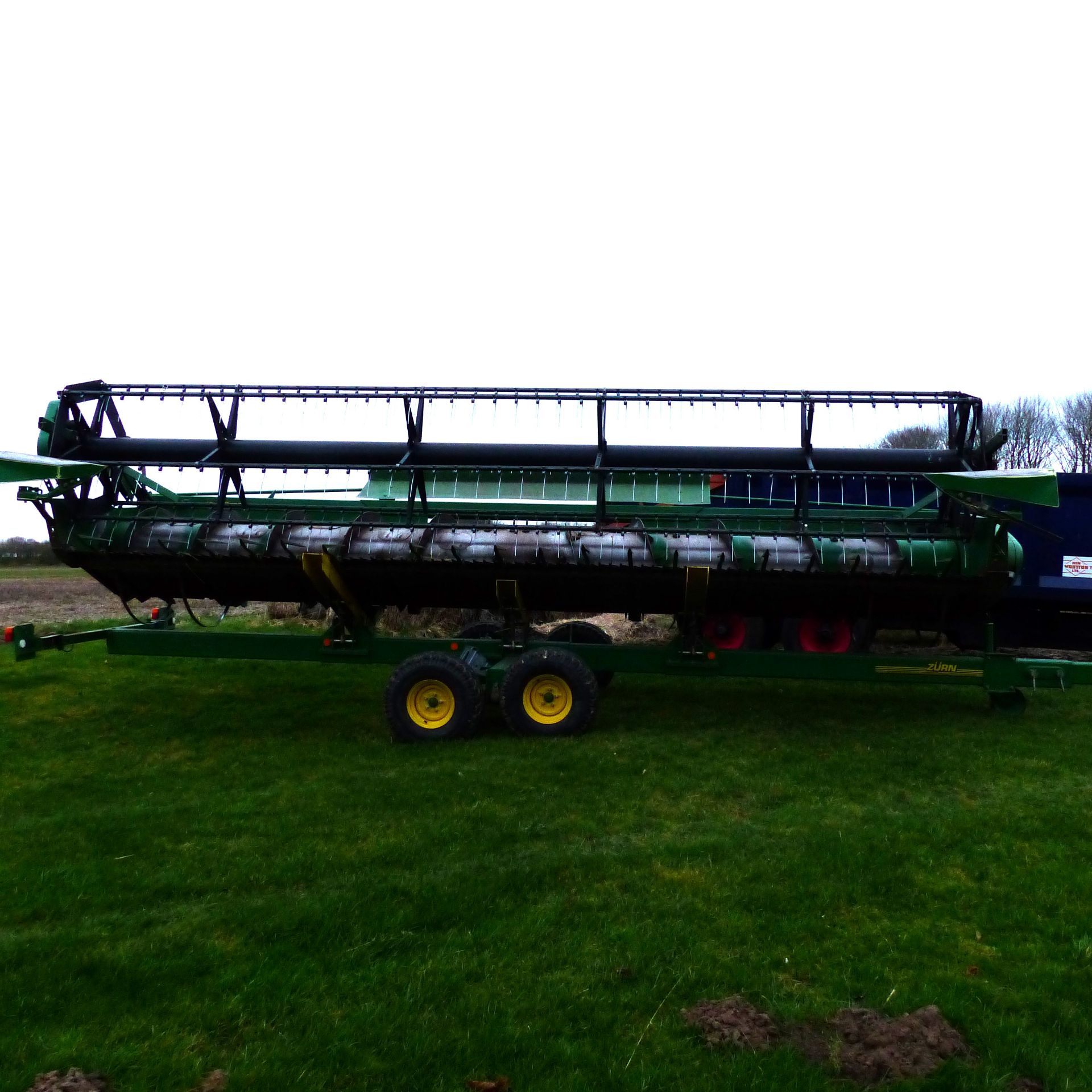 2011 JOHN DEERE T550 COMBINE WITH 22FT HEADER AND HEADER CARRIER, C/W STRAW CHOPPER. REG VU11 AXZ. - Image 4 of 4