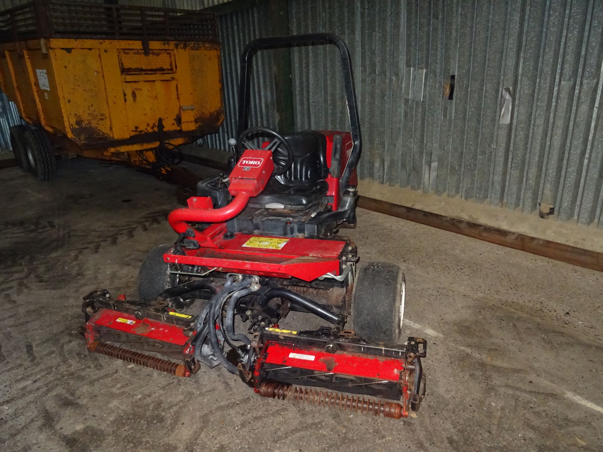 2007 TORO REELMASTER 3100D 72" SELF PROPELLED CYLINDER DIESEL MOWER