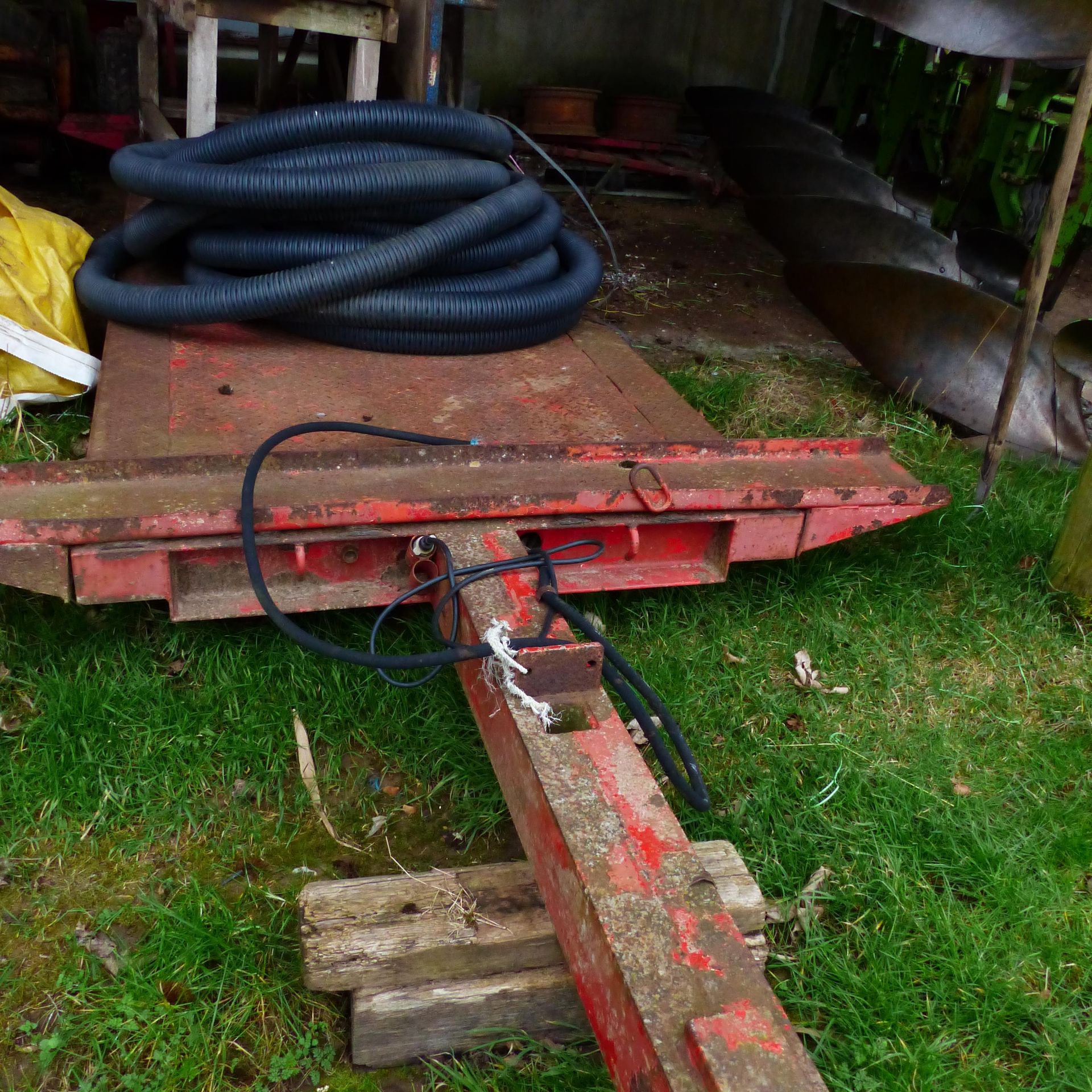 WOOTTON HYDRAULIC LIFT LOW LOADER TRAILER