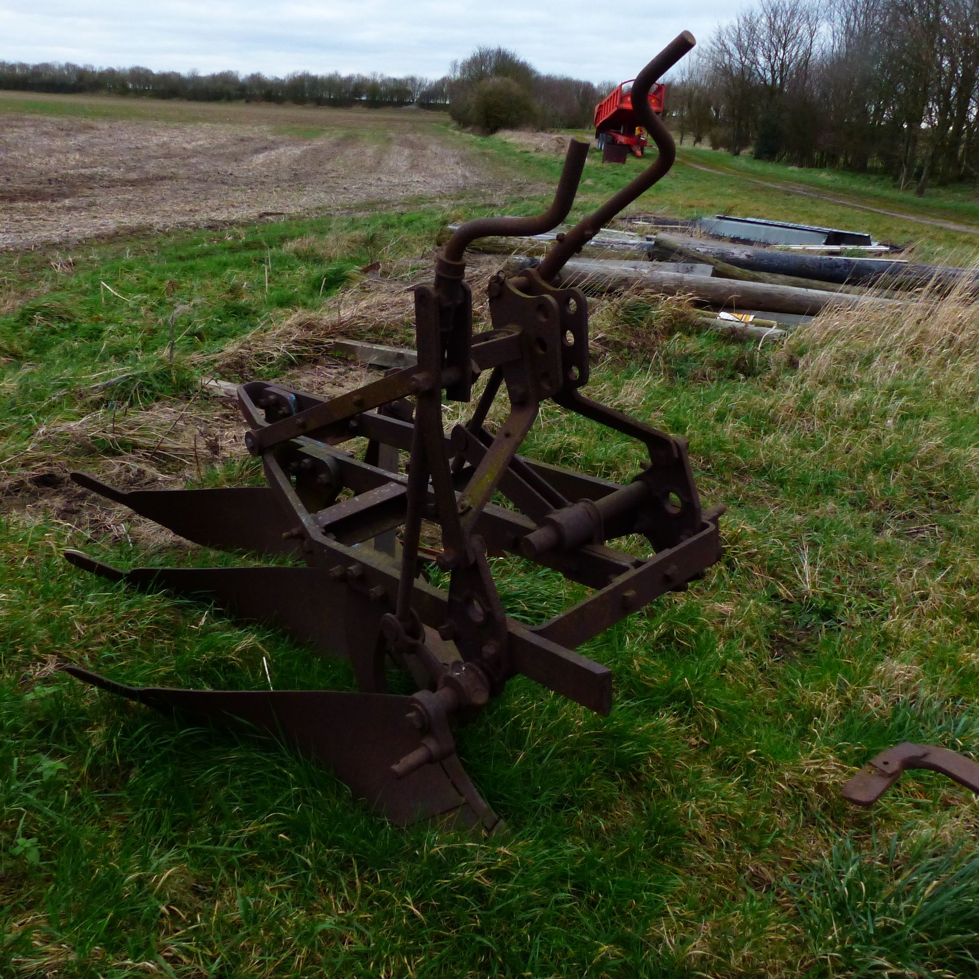 RANSOM TS59F 3 FURROW CONVENTIONAL PLOUGH RANSOM TS59F 3 FURROW CONVENTIONAL PLOUGH