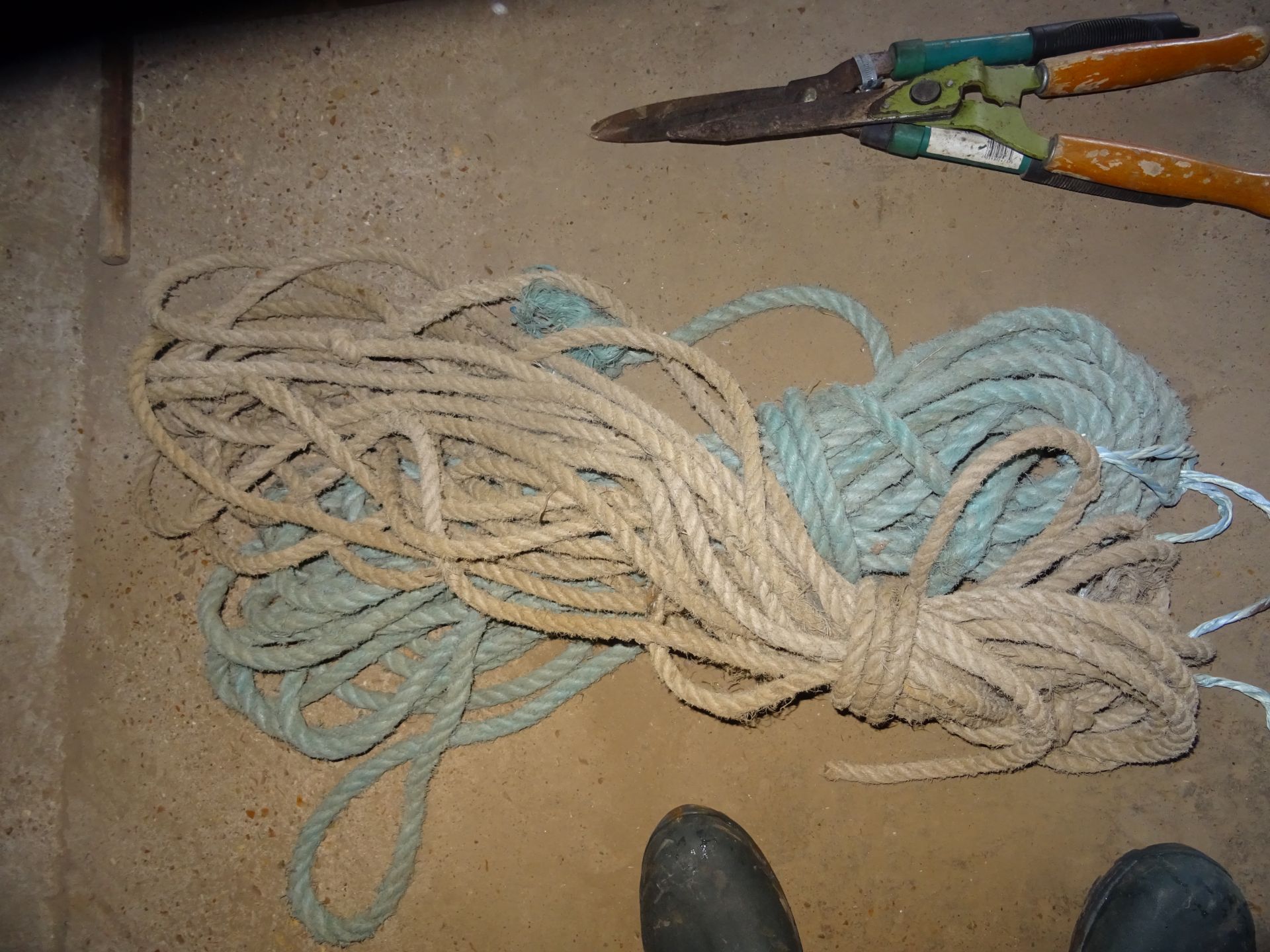 QTY OF ROPE