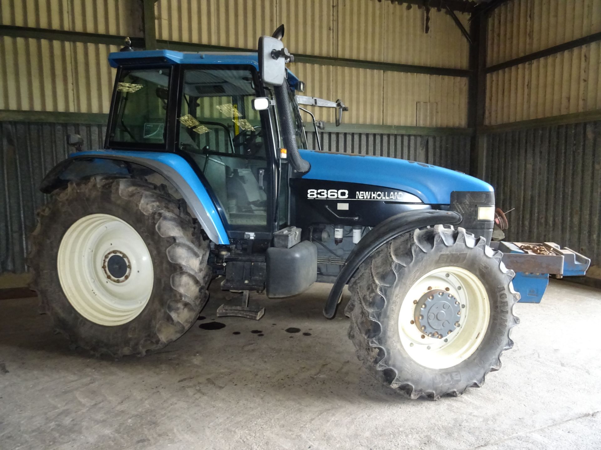 1999 NEW HOLLAND 8360 4WD TRACTOR COMPLETE WITH FRONT WEIGHTS 7130 RECORDED HOURS. - Image 2 of 7