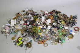 A quantity of costume jewellery