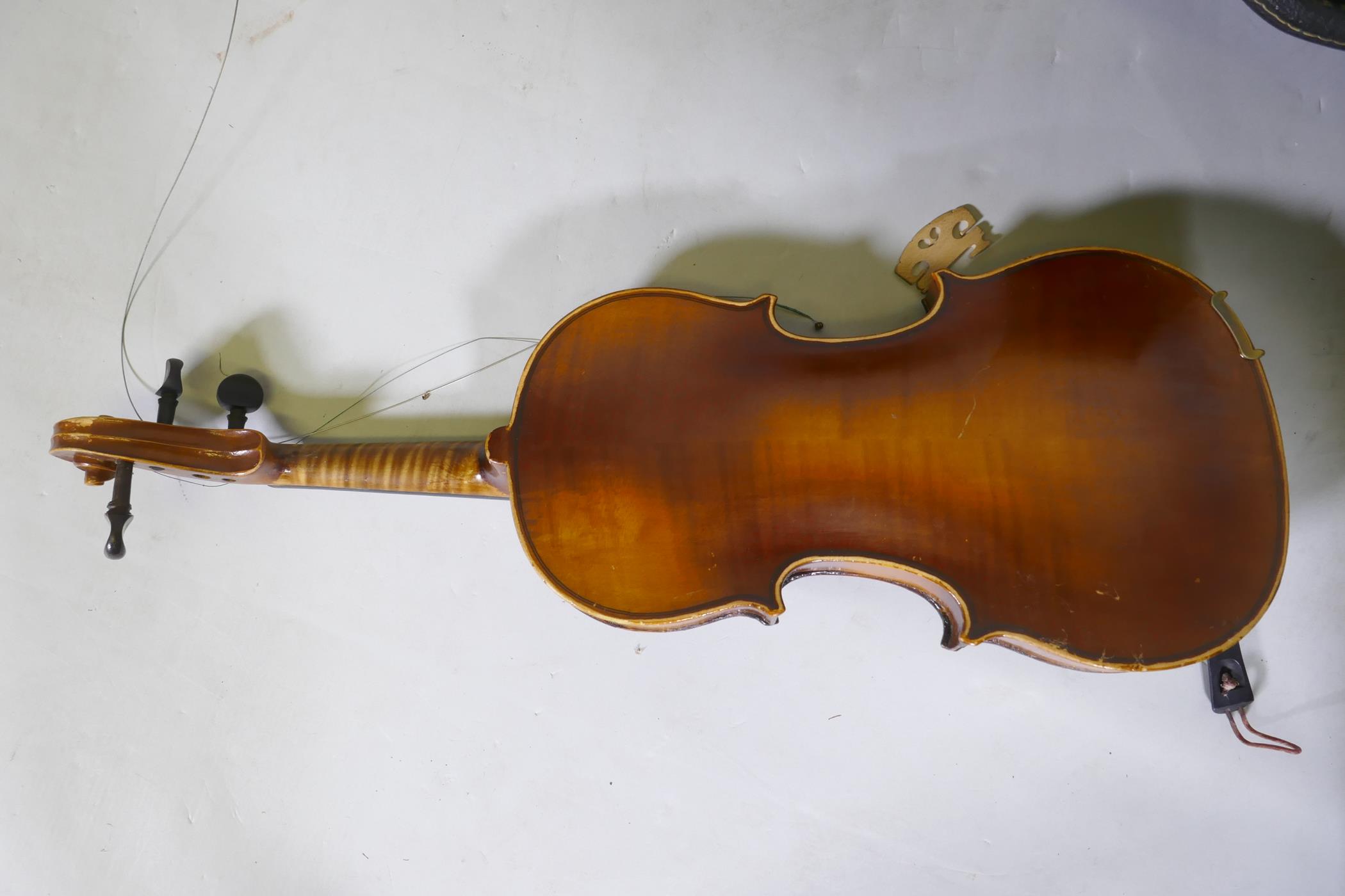 A violin in case, AF repaired - Image 8 of 12