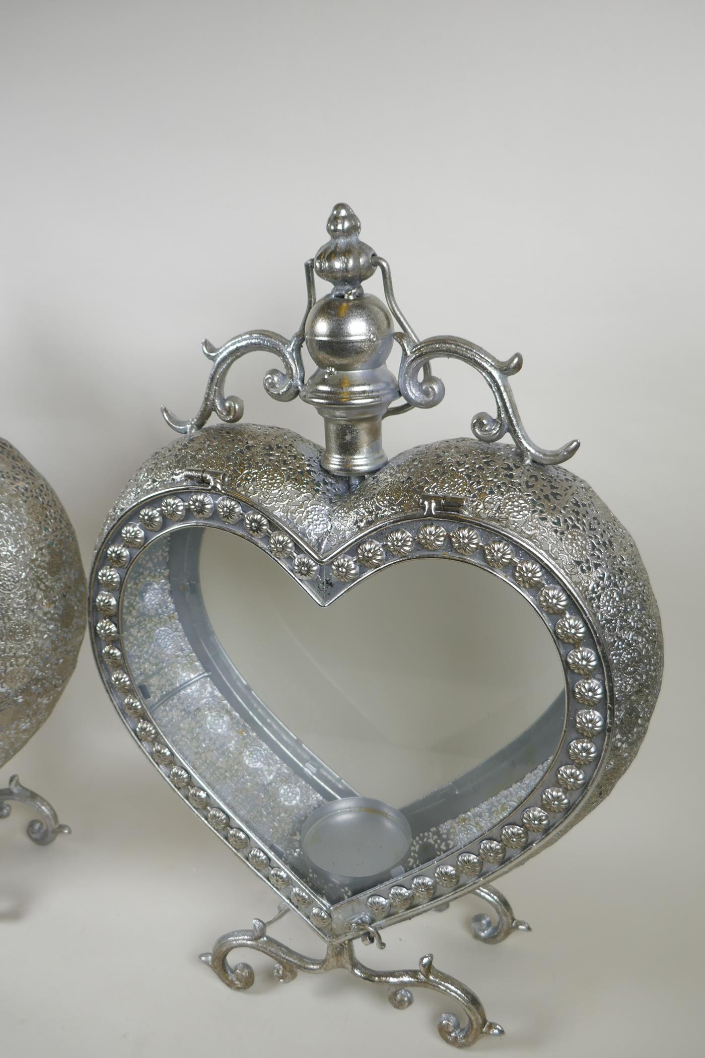 A pair of silvered metal heart shaped lanterns, 51cm high - Image 3 of 3