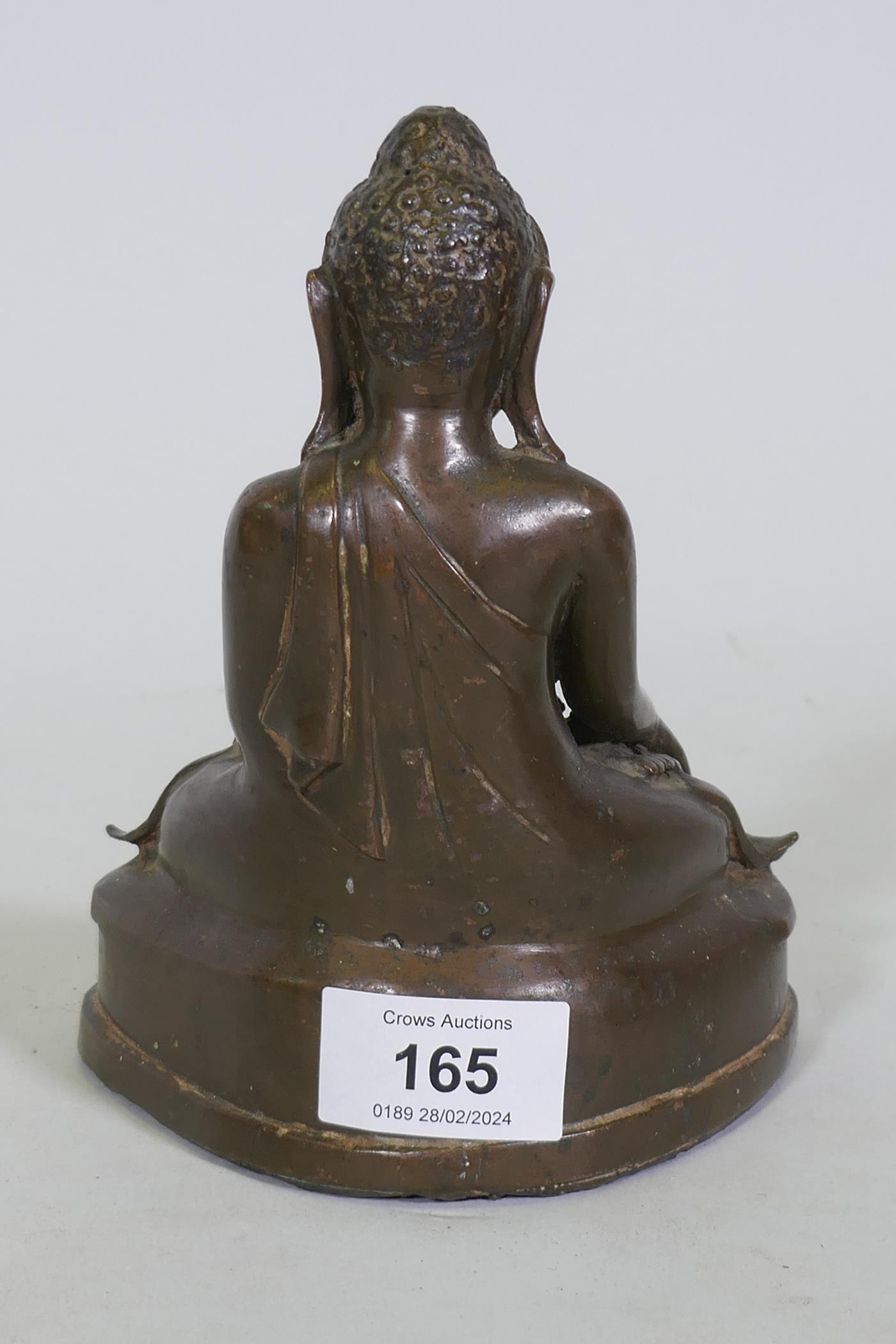 Oriental bronze Buddha with inset glass eyes, possibly Burmese, 17cm high - Image 3 of 7