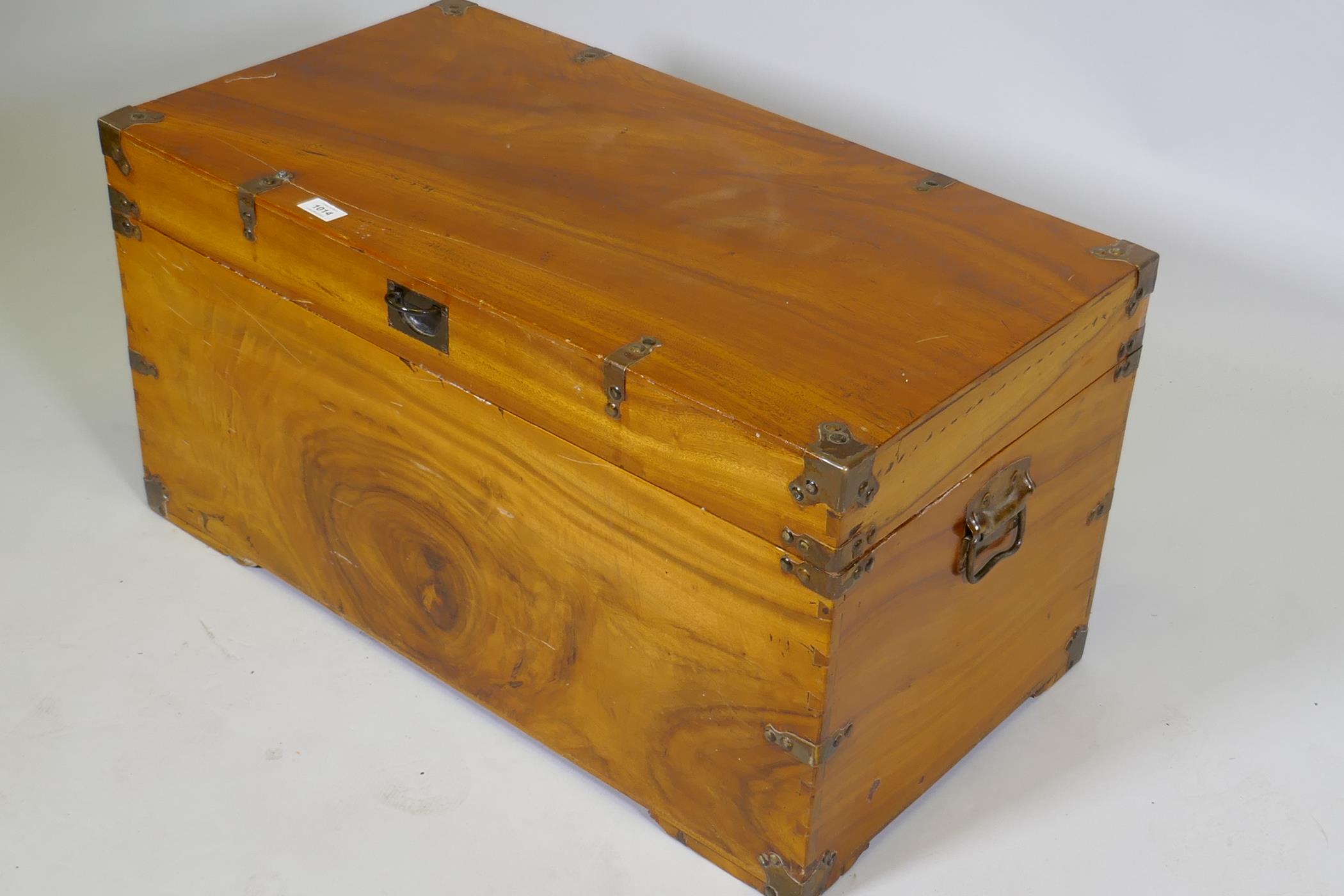 A camphorwood blanket chest with brass campaign style mounts and carrying handles, 80 x 43 x 41cm - Image 2 of 4