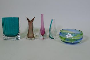 A studio glass vase with ribbed and reeded decoration, 20cm high, three vases and a bowl