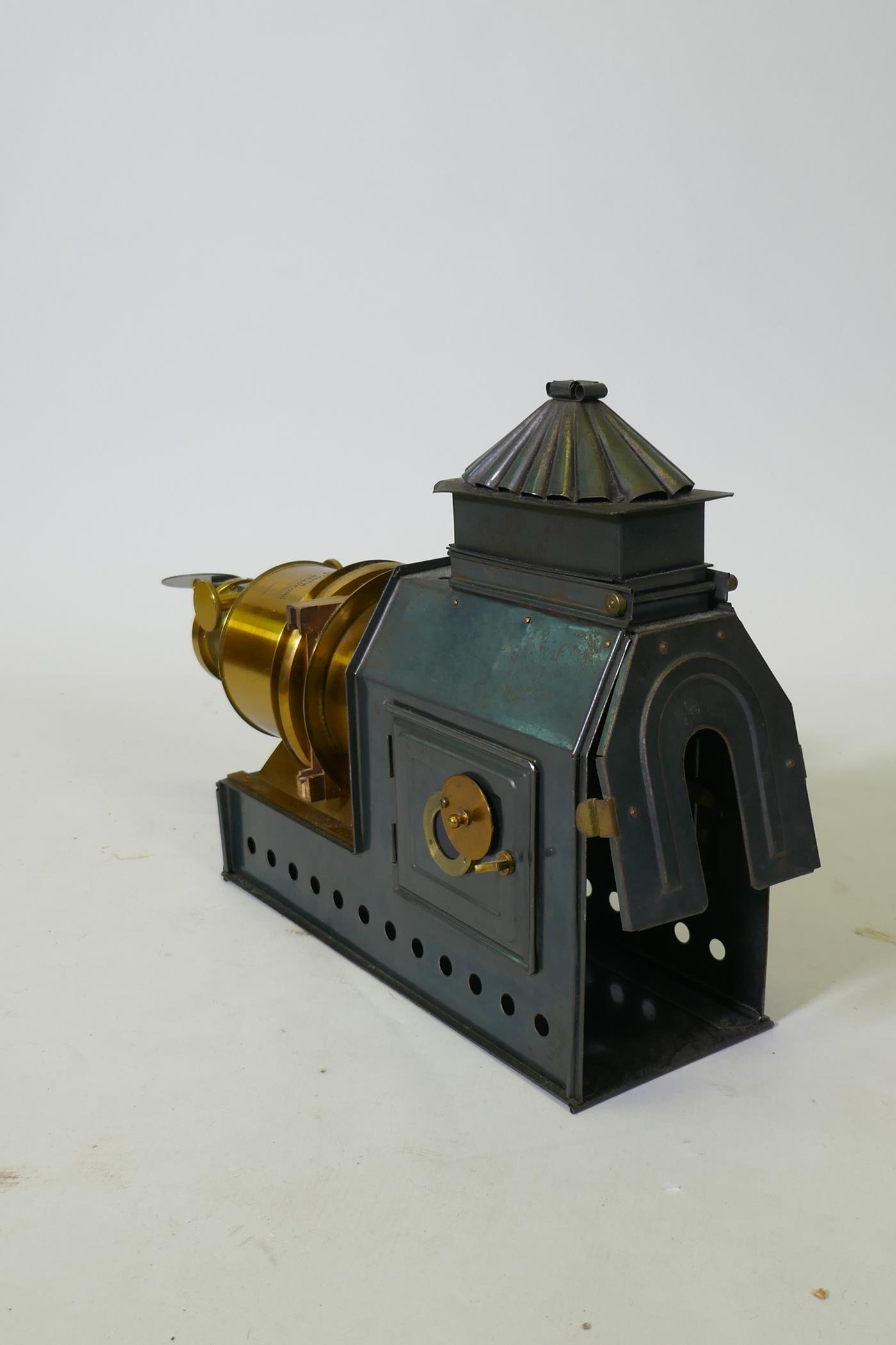 The Praestantia Victorian magic lantern, Riley Bros Ltd, with 7" lens, 33cm high, 44cm long - Image 6 of 6