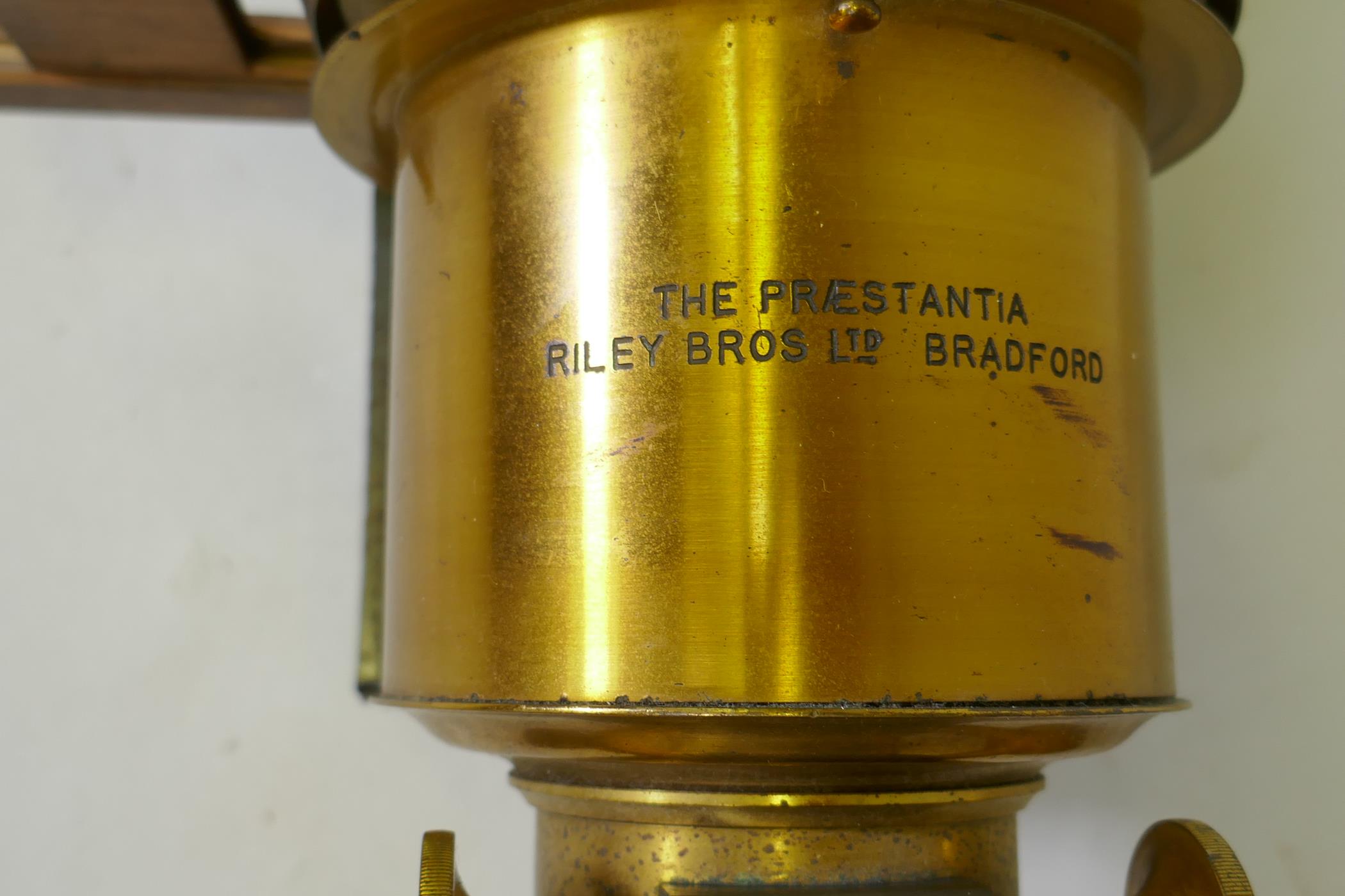 The Praestantia Victorian magic lantern, Riley Bros Ltd, with 7" lens, 33cm high, 44cm long - Image 2 of 6