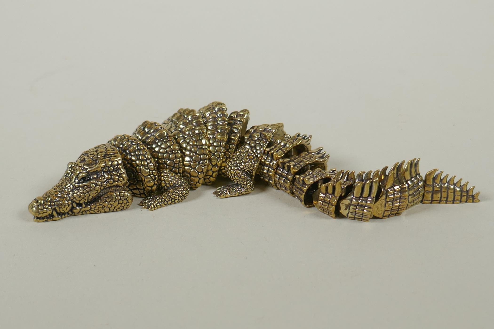 A Japanese Jizai style bronze okimono crocodile with articulated body and legs, 20cm long - Image 5 of 5