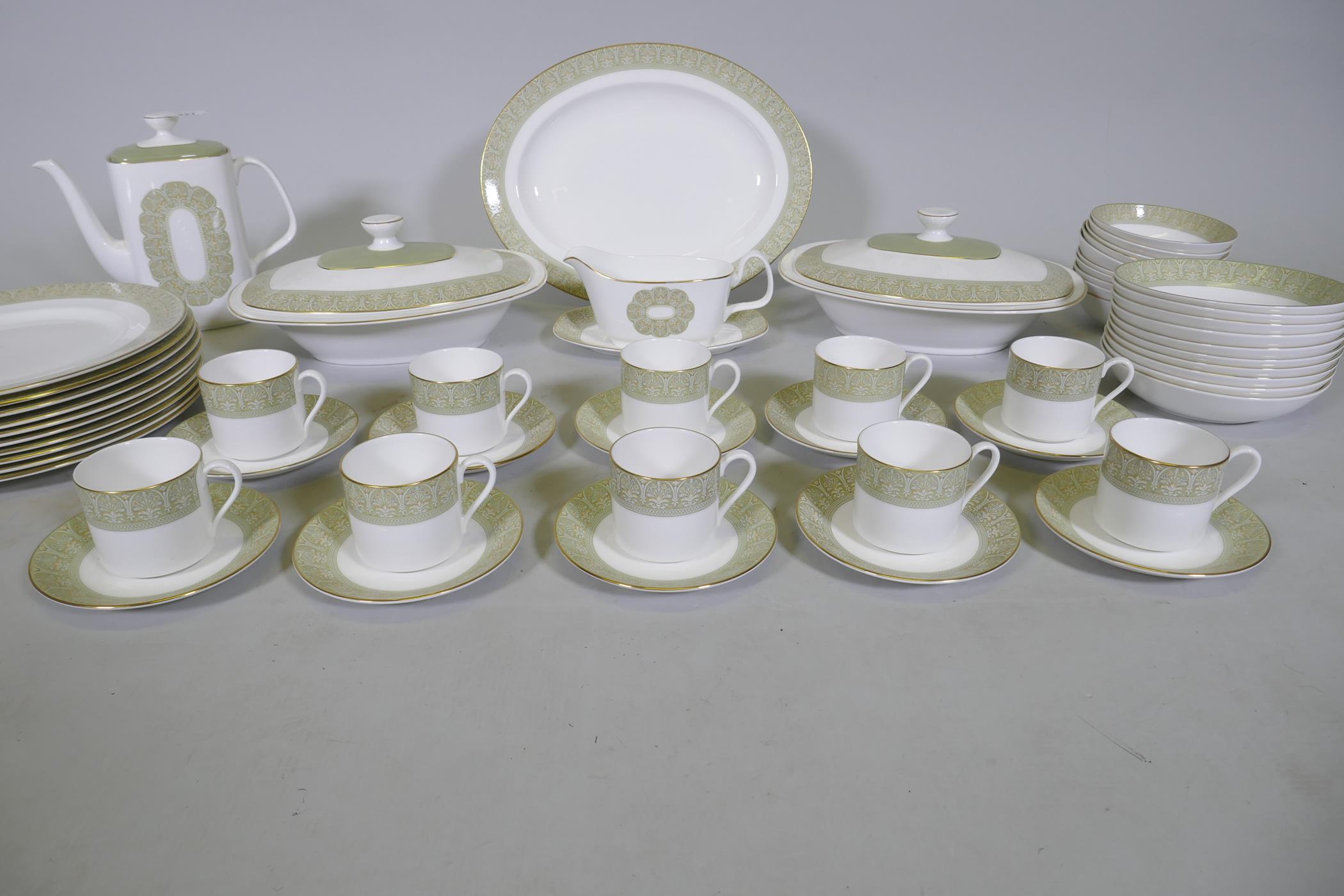 A Royal Doulton  'Sonnet' pattern ten place tea and dinner service, including two tazzas, meat dish, - Image 2 of 7