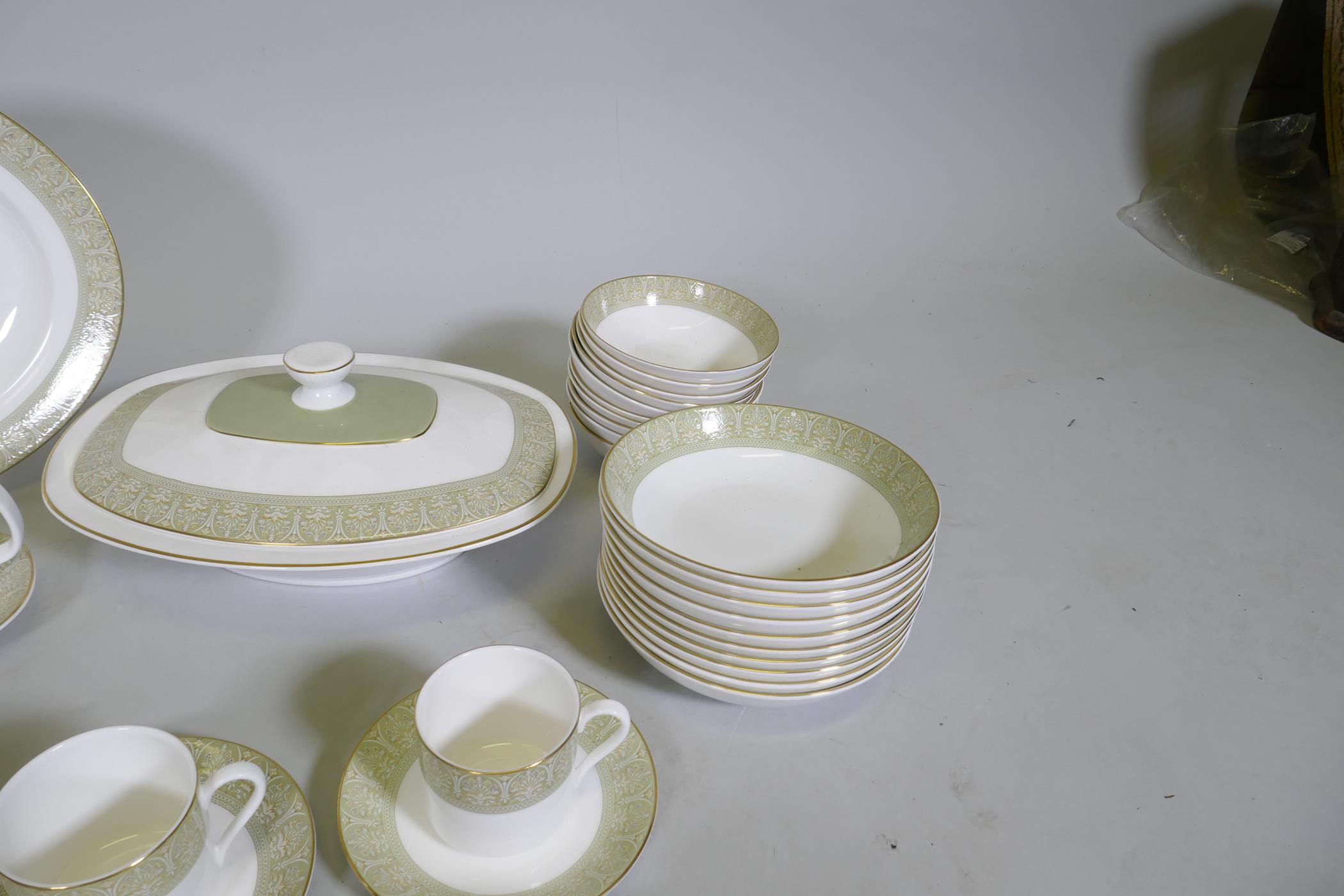 A Royal Doulton  'Sonnet' pattern ten place tea and dinner service, including two tazzas, meat dish, - Image 5 of 7