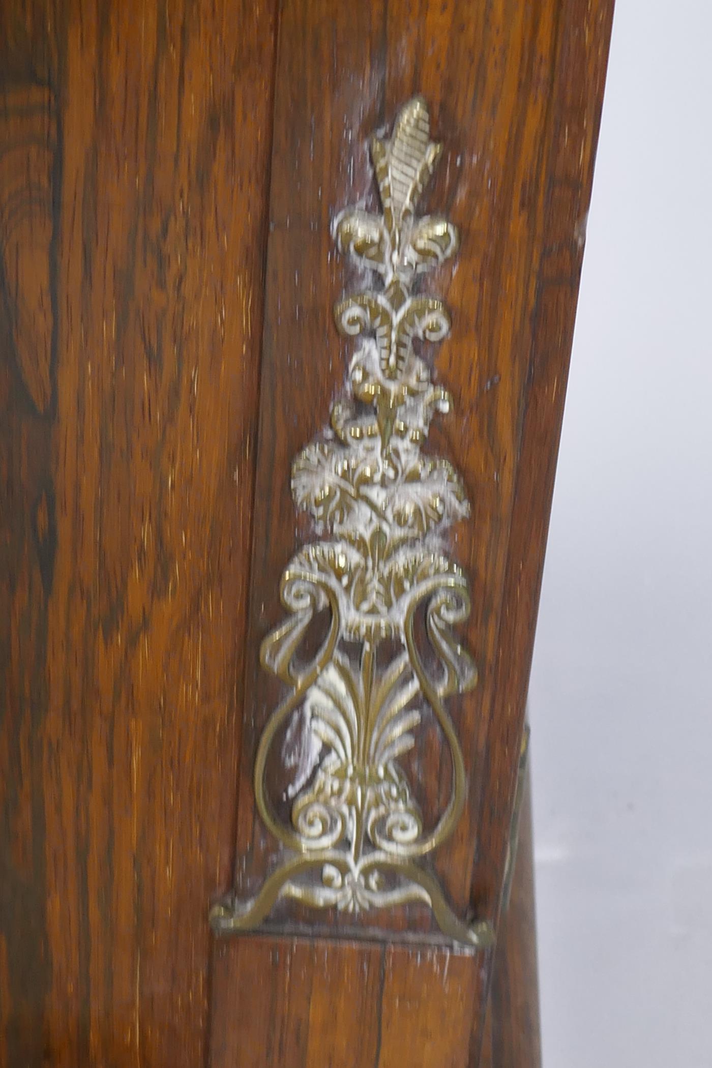 A small Regency rosewood chiffonier with brass stringing and mounts, the upper shelf raised on - Image 4 of 6