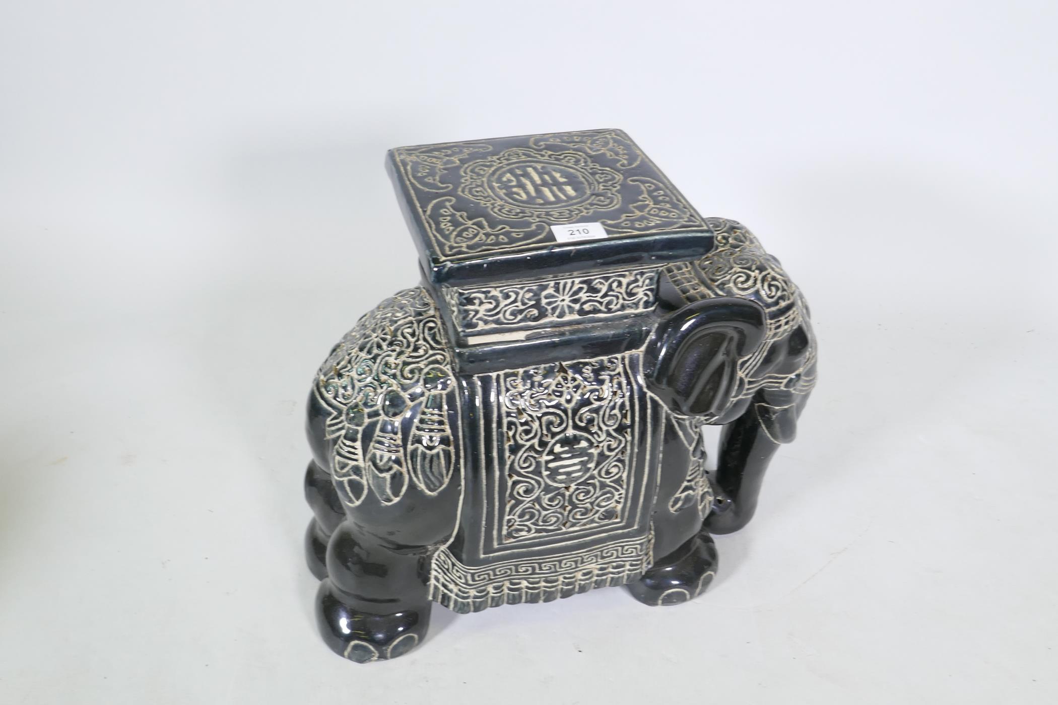 A ceramic garden stool in the form of an elephant, 45cm high - Image 3 of 3