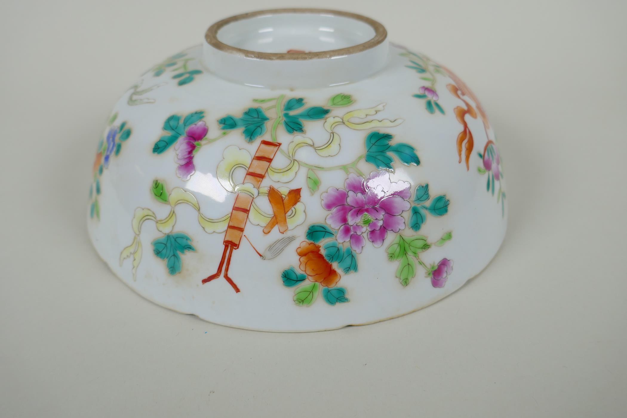 A late C19th Chinese famille rose porcelain bowl with lobed rim, decorated with flowers and - Image 6 of 7
